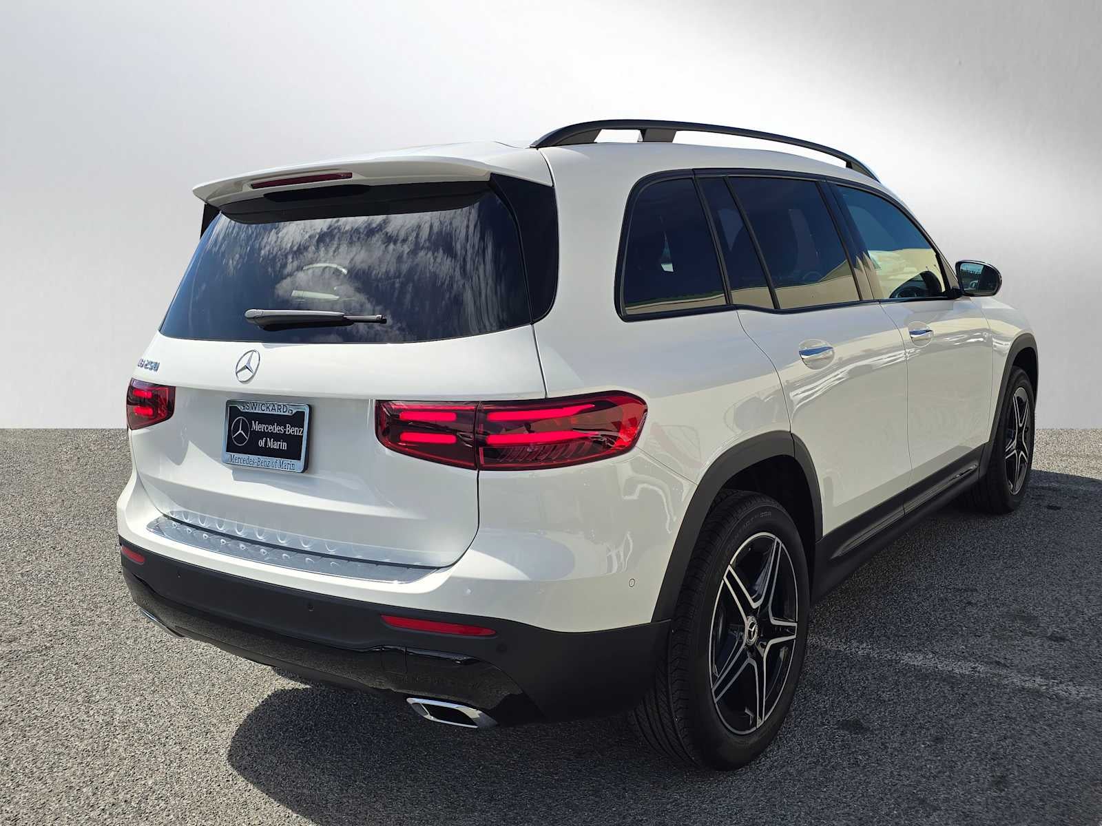 2026 Mercedes-Benz GLB 250 SUV