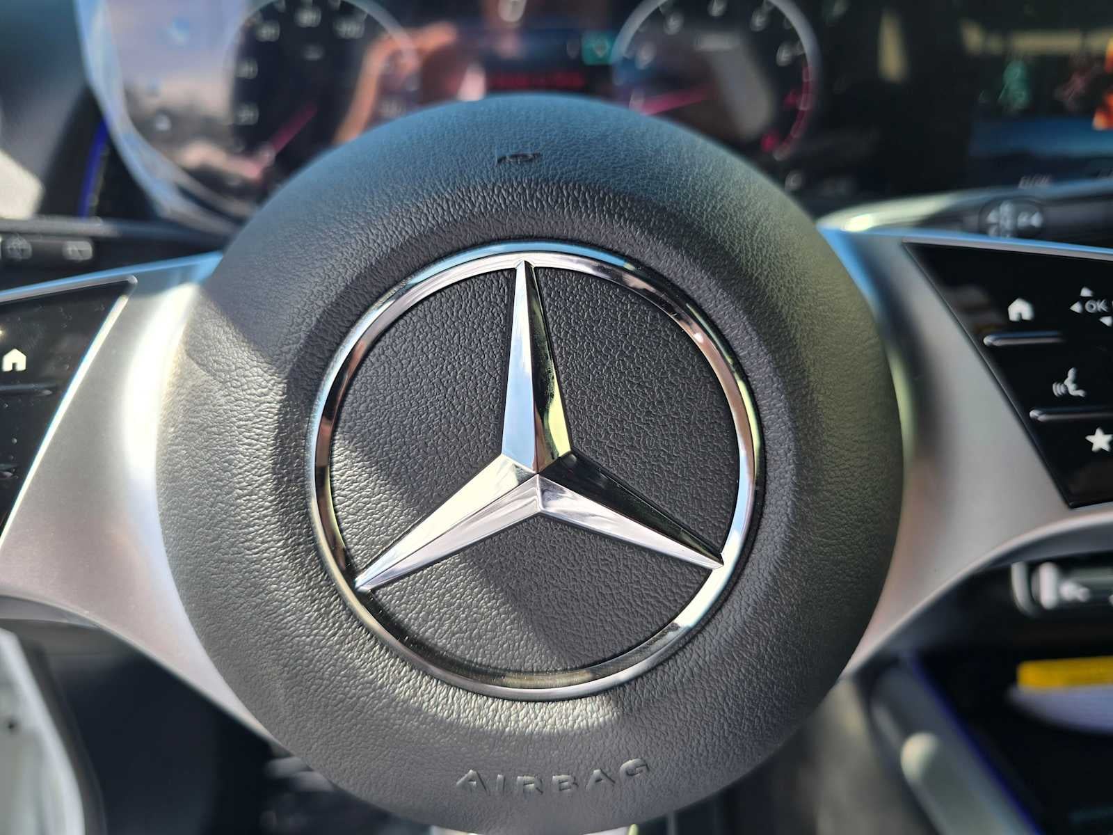 2026 Mercedes-Benz GLB 250 SUV