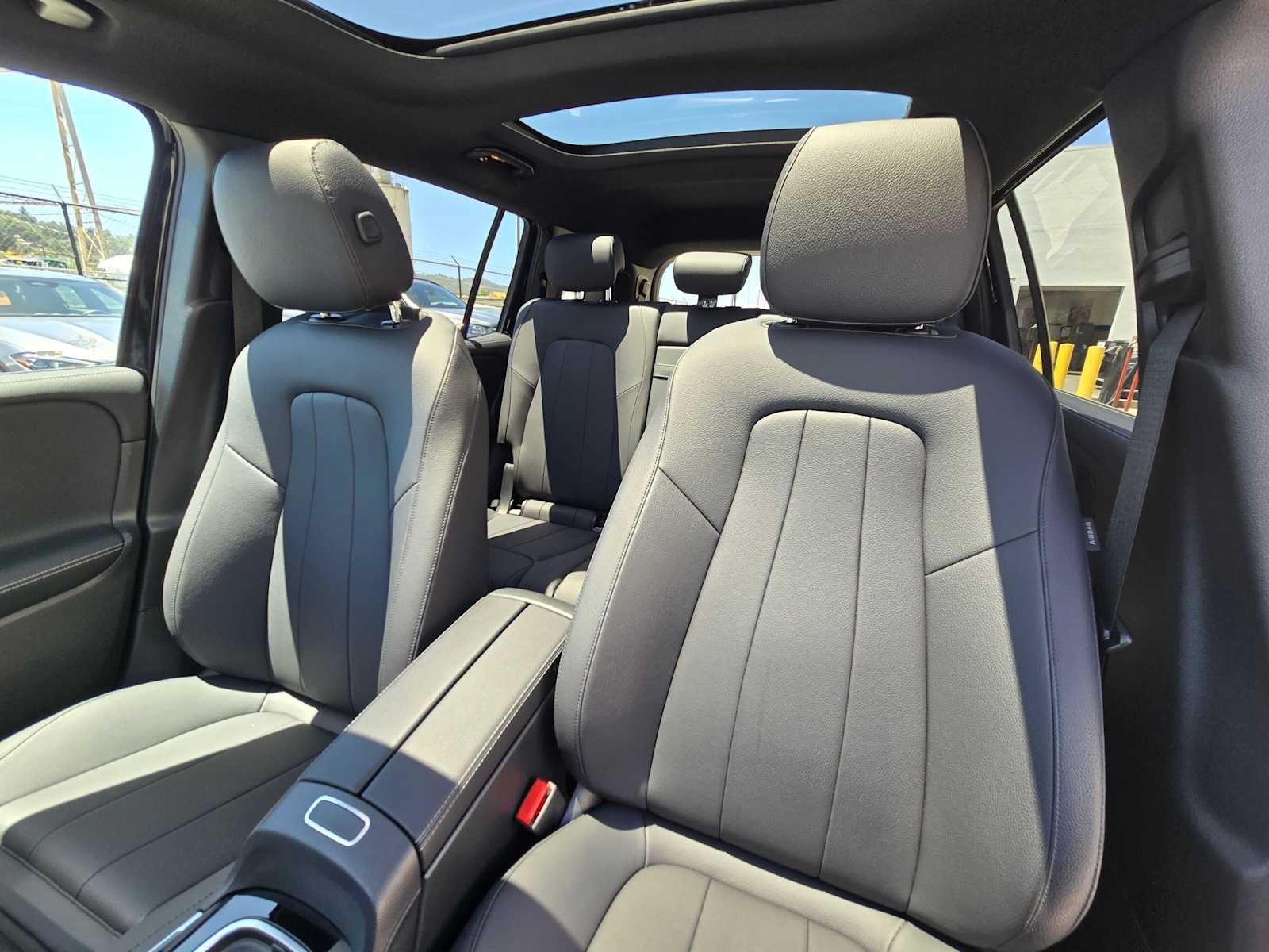 2026 Mercedes-Benz GLB 250 4MATIC® SUV