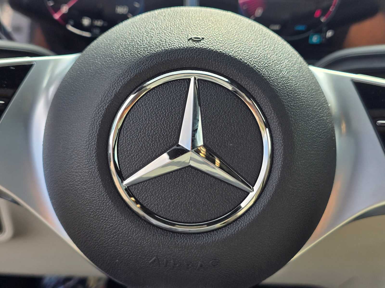 2026 Mercedes-Benz GLB 250 4MATIC® SUV