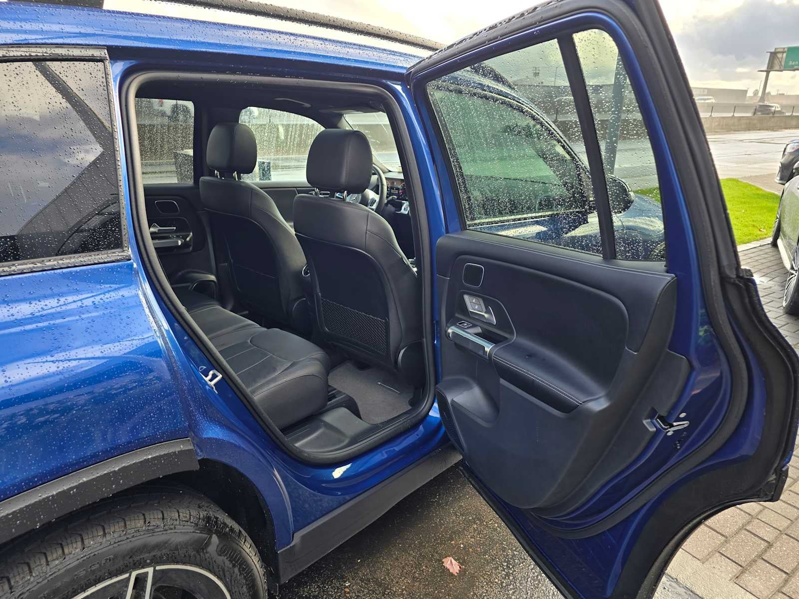 2025 Mercedes-Benz GLB 250 4MATIC® SUV