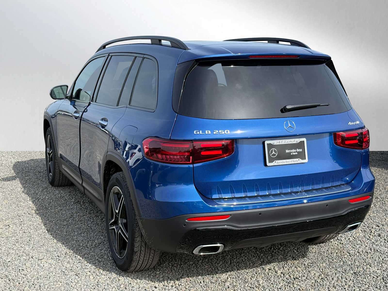 2025 Mercedes-Benz GLB 250 4MATIC® SUV