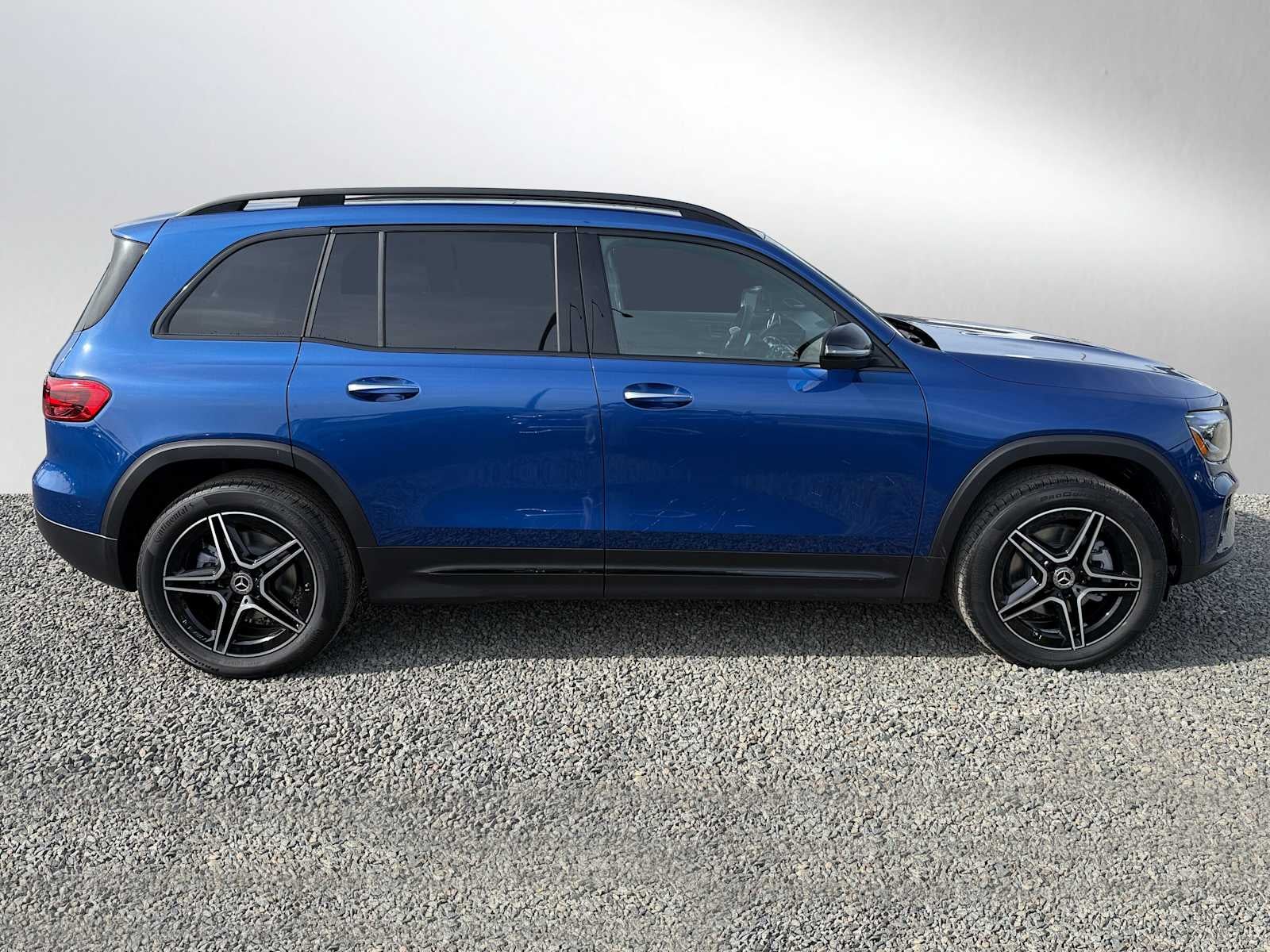 2025 Mercedes-Benz GLB 250 4MATIC® SUV