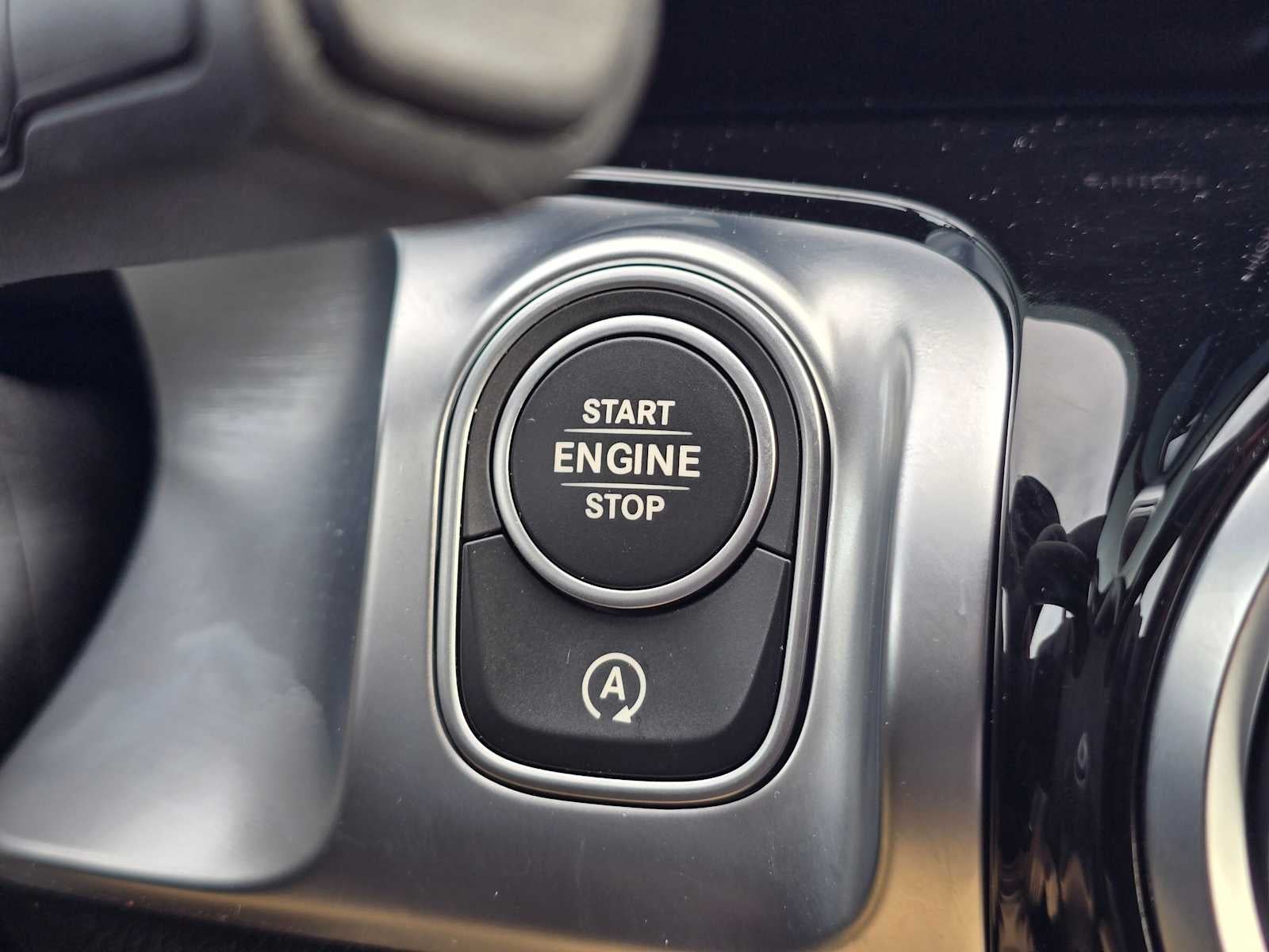 2025 Mercedes-Benz GLB 250 GLB 250