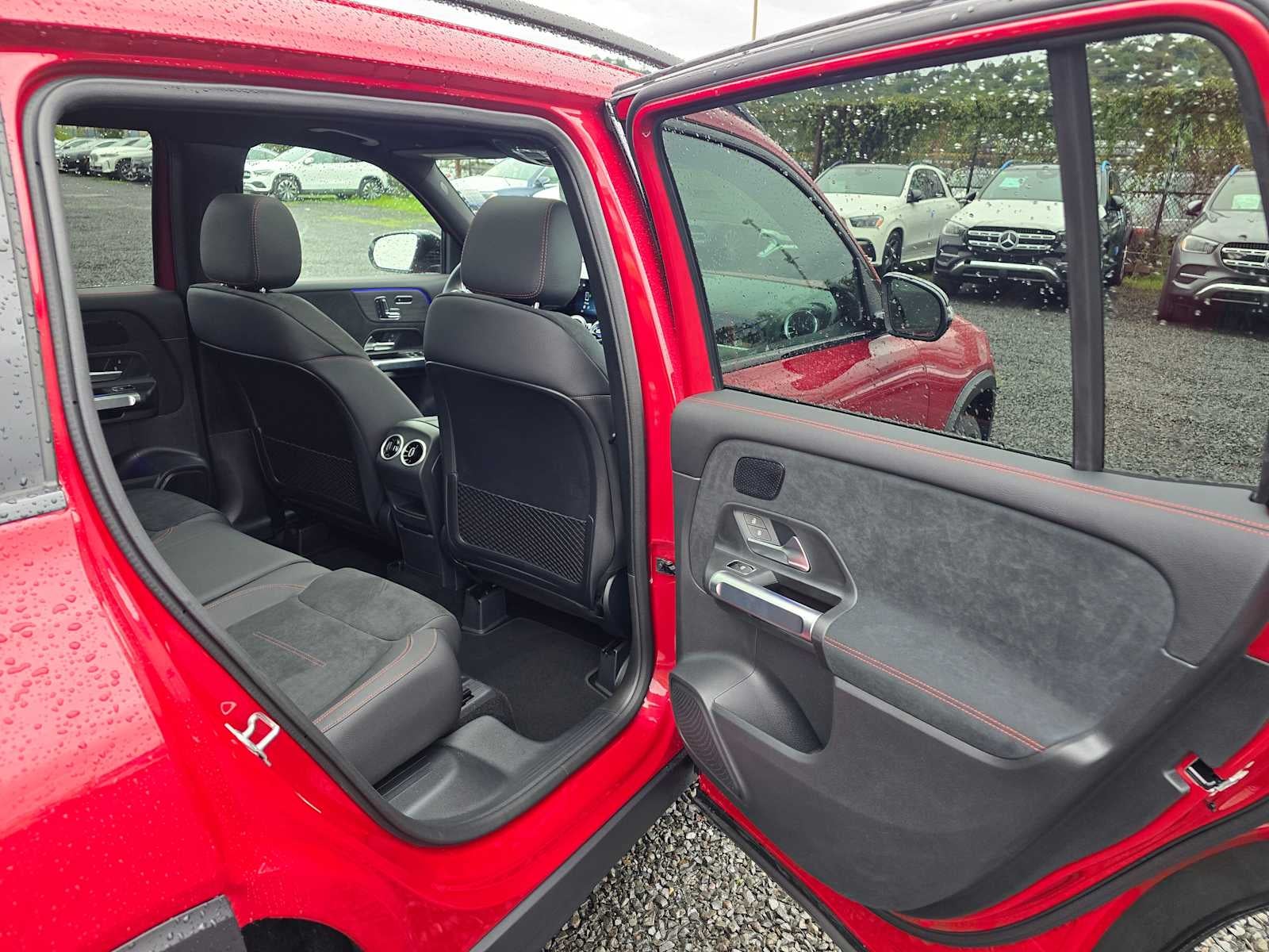 2026 Mercedes-Benz GLB 250 4MATIC® SUV