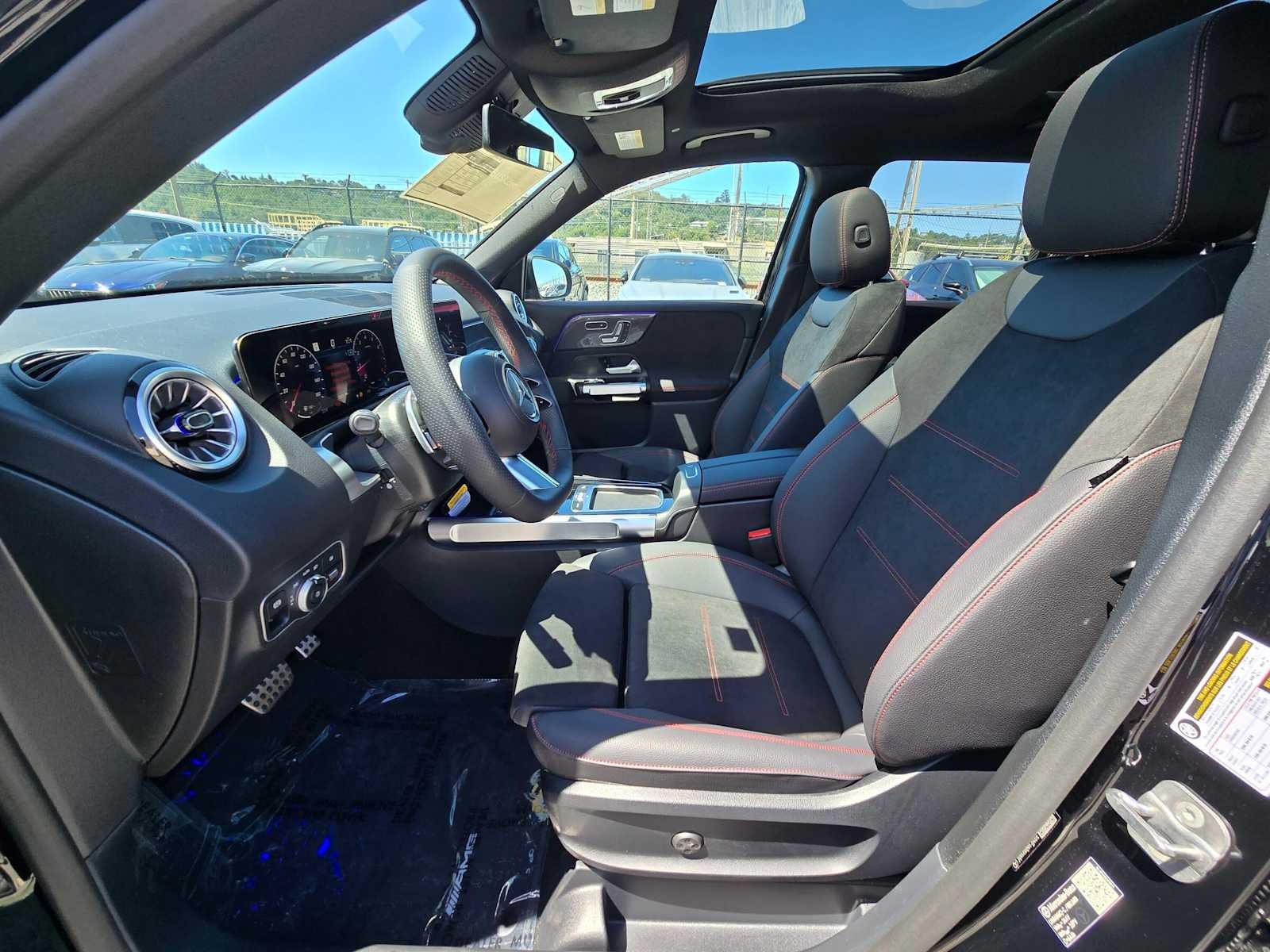 2026 Mercedes-Benz GLB 250 4MATIC® SUV