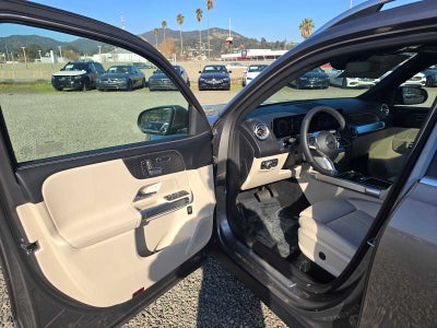 2025 Mercedes-Benz GLB 250 4MATIC® SUV