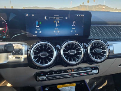 2025 Mercedes-Benz GLB 250 4MATIC® SUV
