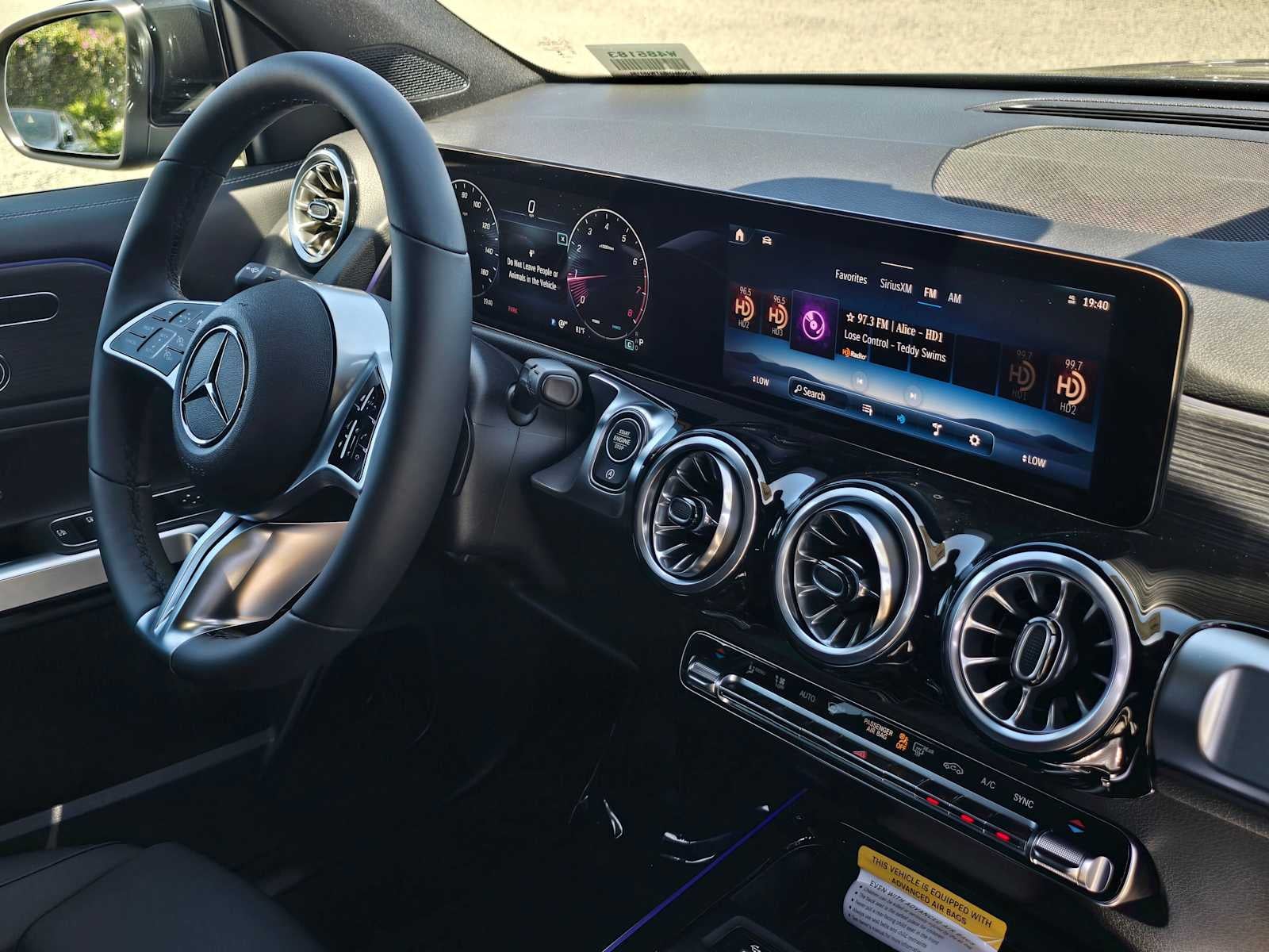 2026 Mercedes-Benz GLB 250 4MATIC® SUV