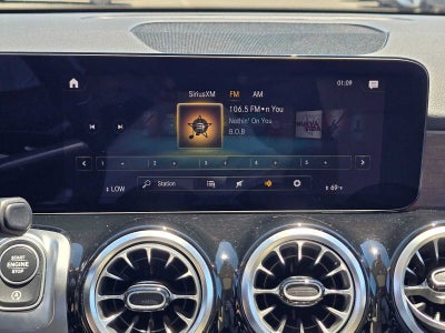 2023 Mercedes-Benz GLB 250 4MATIC® SUV