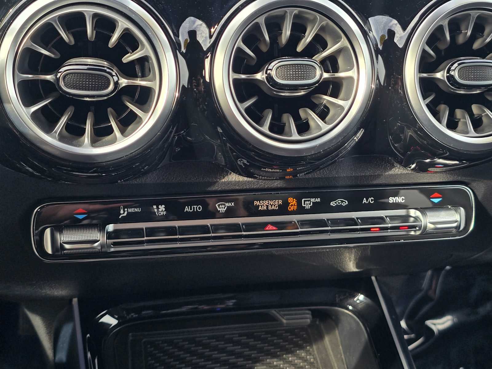 2025 Mercedes-Benz GLB GLB 250