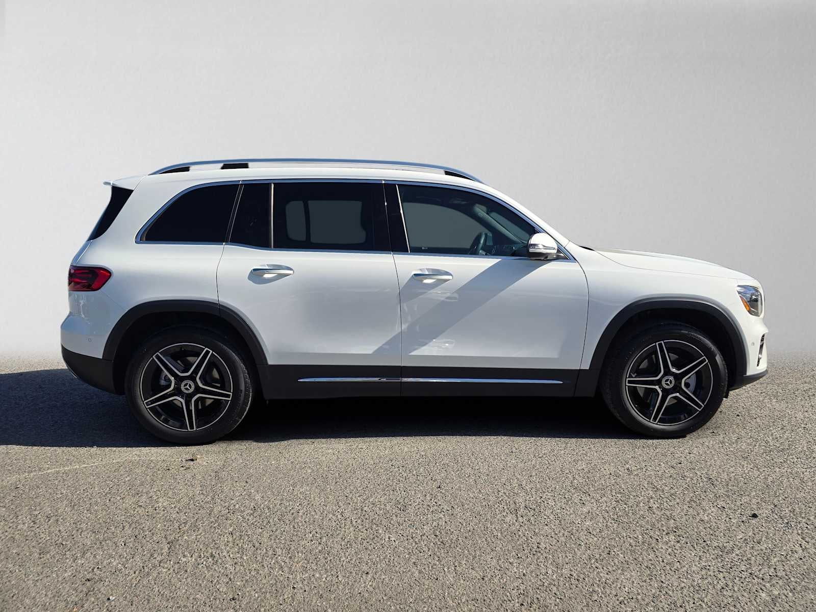 2026 Mercedes-Benz GLB 250 4MATIC® SUV