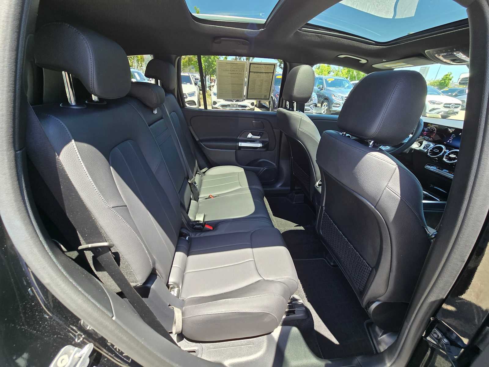 2026 Mercedes-Benz GLB 250 4MATIC® SUV