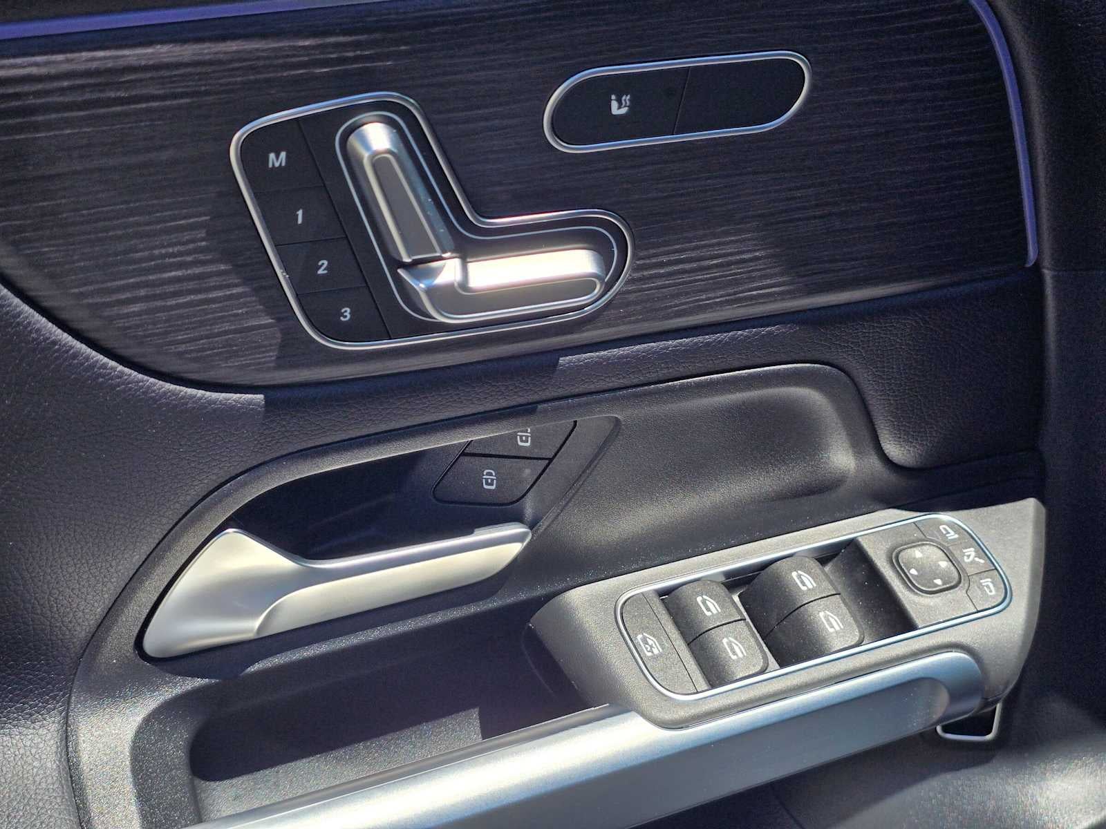 2026 Mercedes-Benz GLB 250 4MATIC® SUV