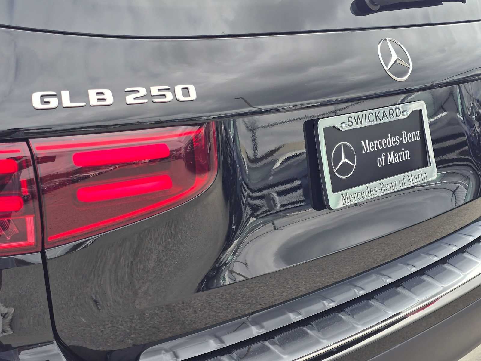 2026 Mercedes-Benz GLB 250 4MATIC® SUV