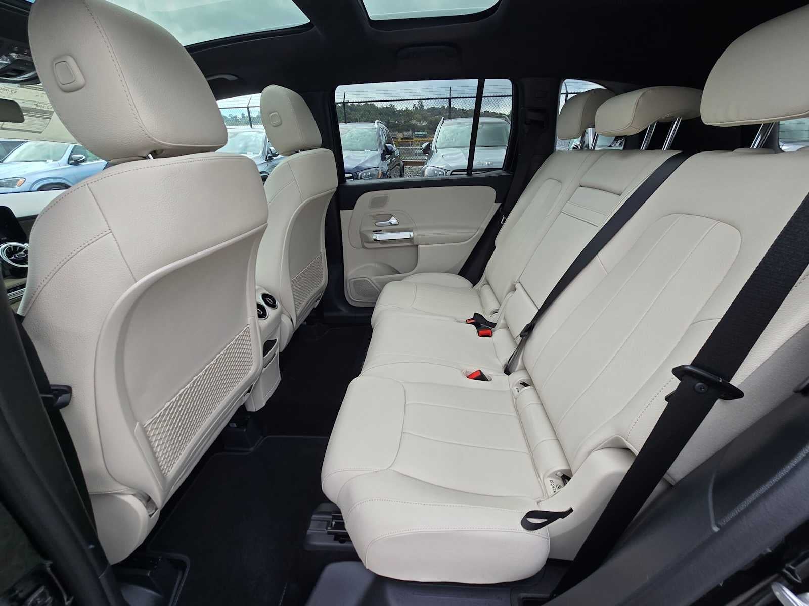 2026 Mercedes-Benz GLB 250 4MATIC® SUV