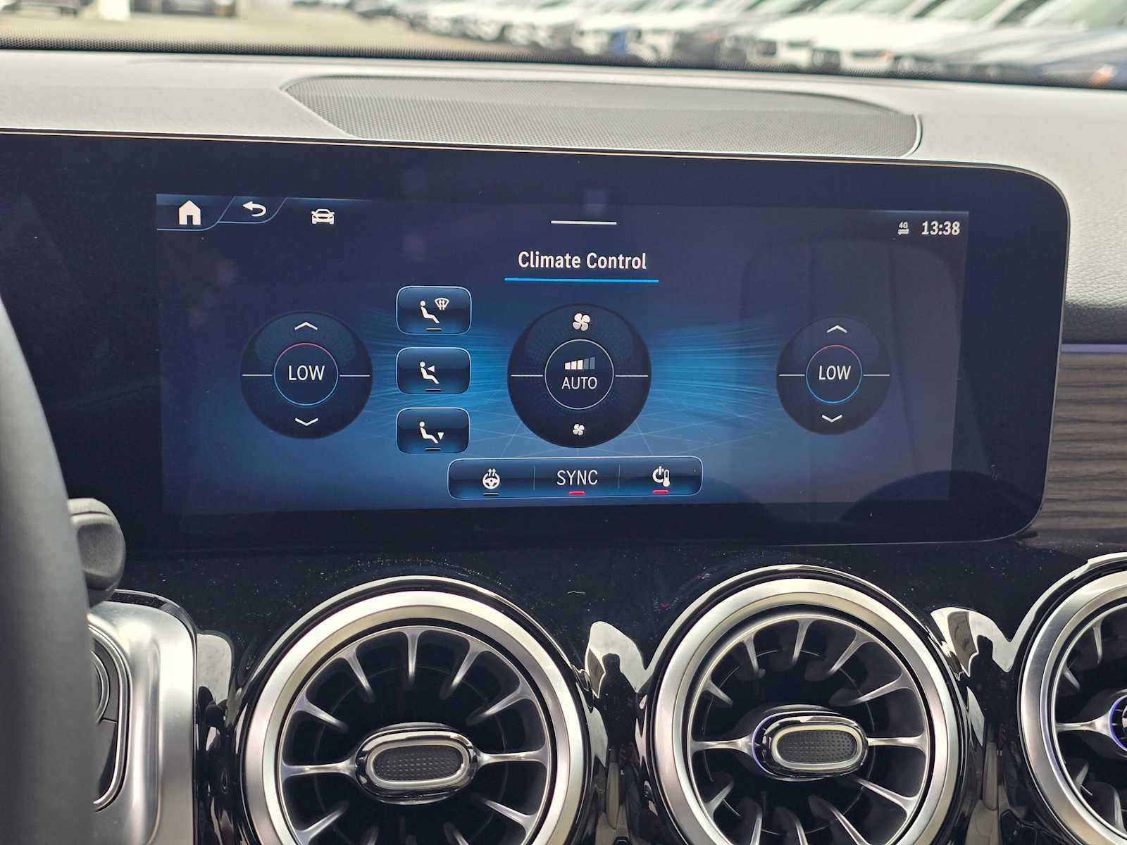 2026 Mercedes-Benz GLB 250 4MATIC® SUV