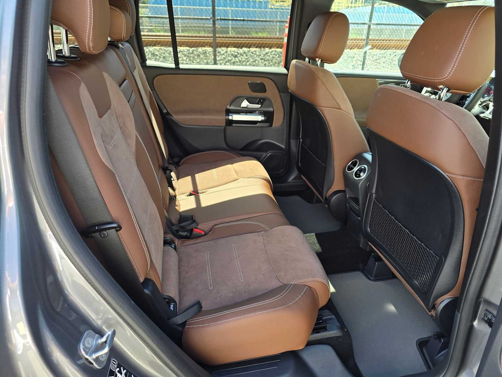 2026 Mercedes-Benz GLB 250 4MATIC® SUV