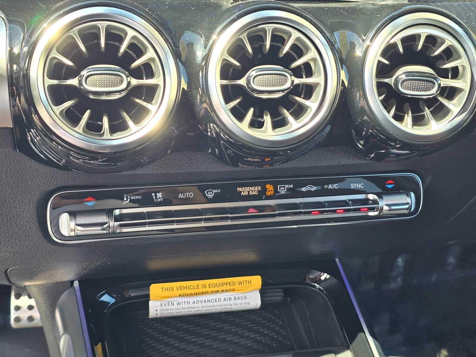 2026 Mercedes-Benz GLB 250 4MATIC® SUV