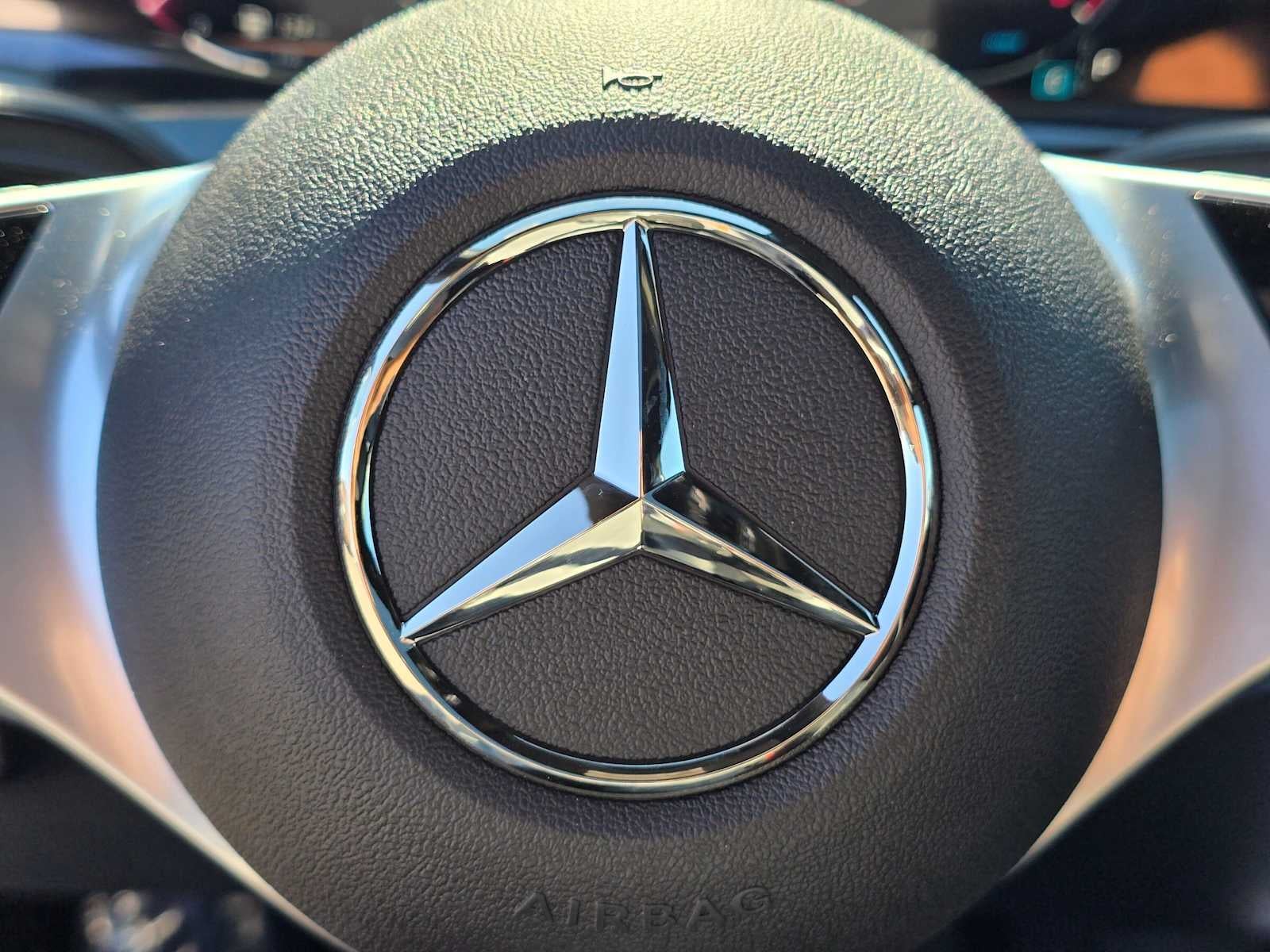 2026 Mercedes-Benz GLB 250 4MATIC® SUV