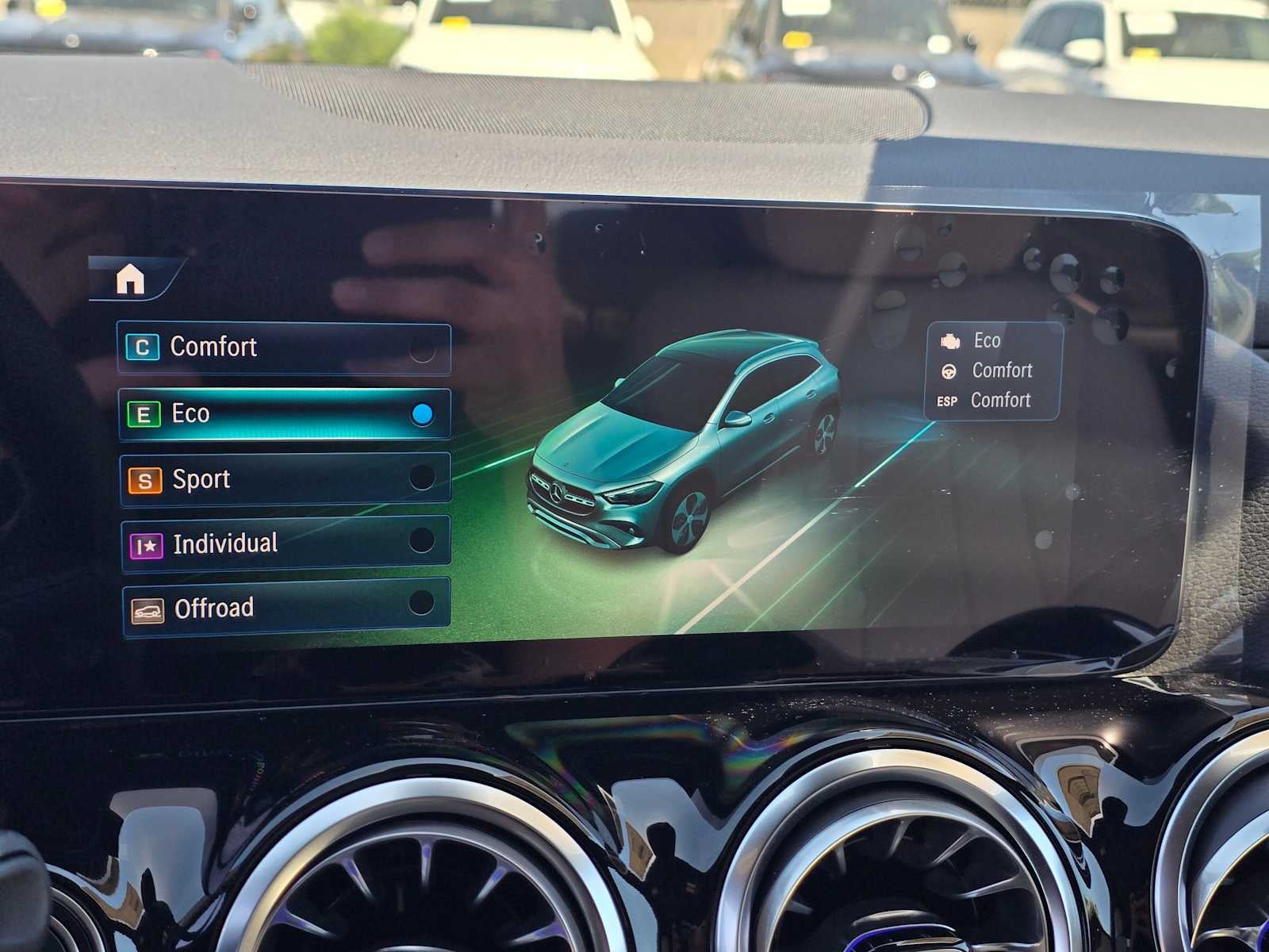 2026 Mercedes-Benz GLA 250 4MATIC® SUV