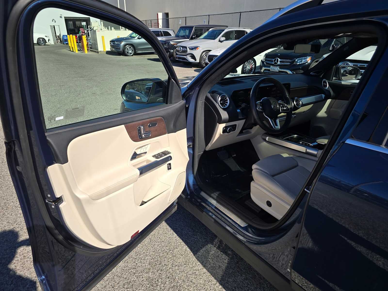 2023 Mercedes-Benz EQB 350 EQB 350