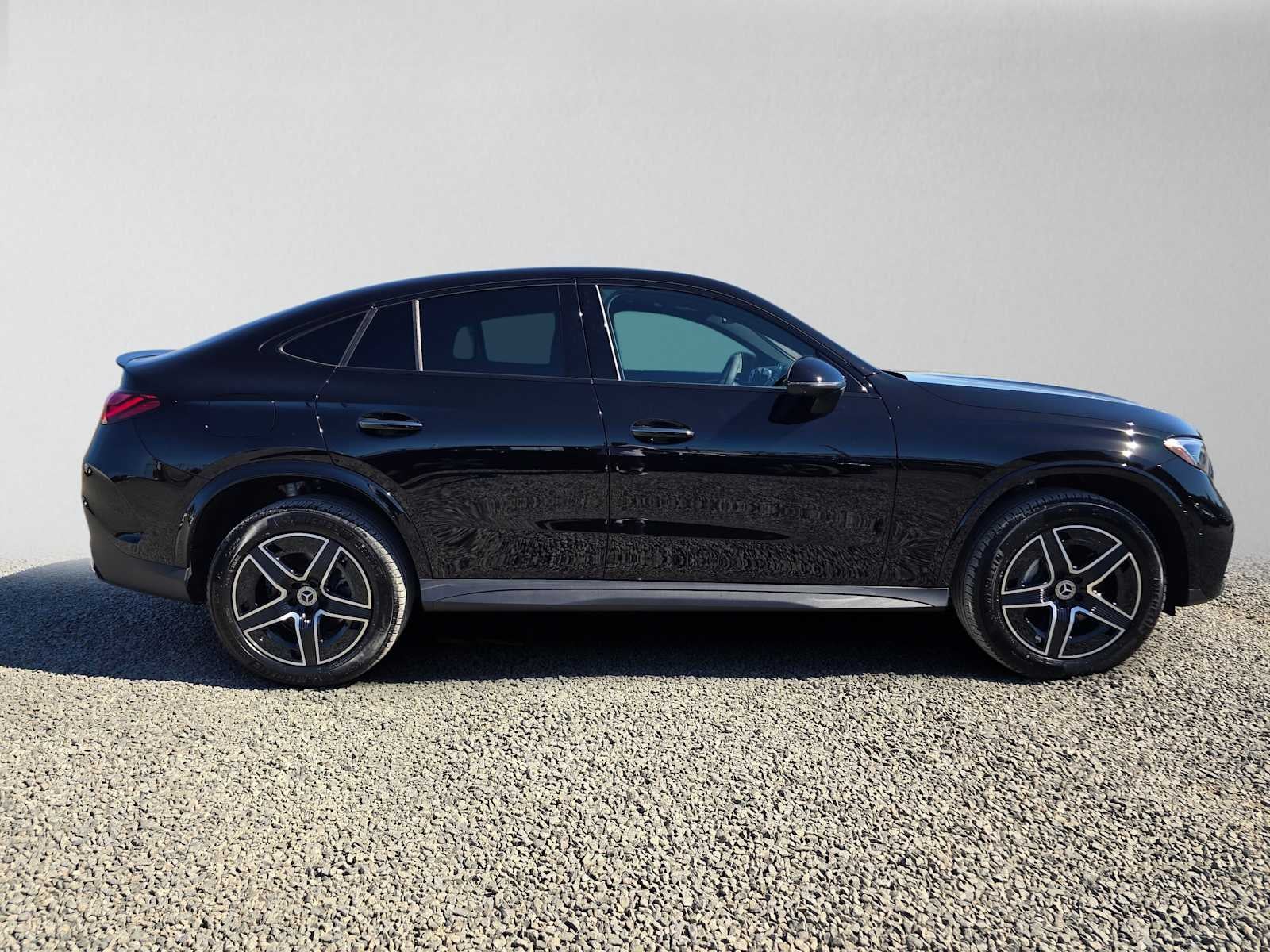 2027 Mercedes-Benz GLC 300 4MATIC® Coupe