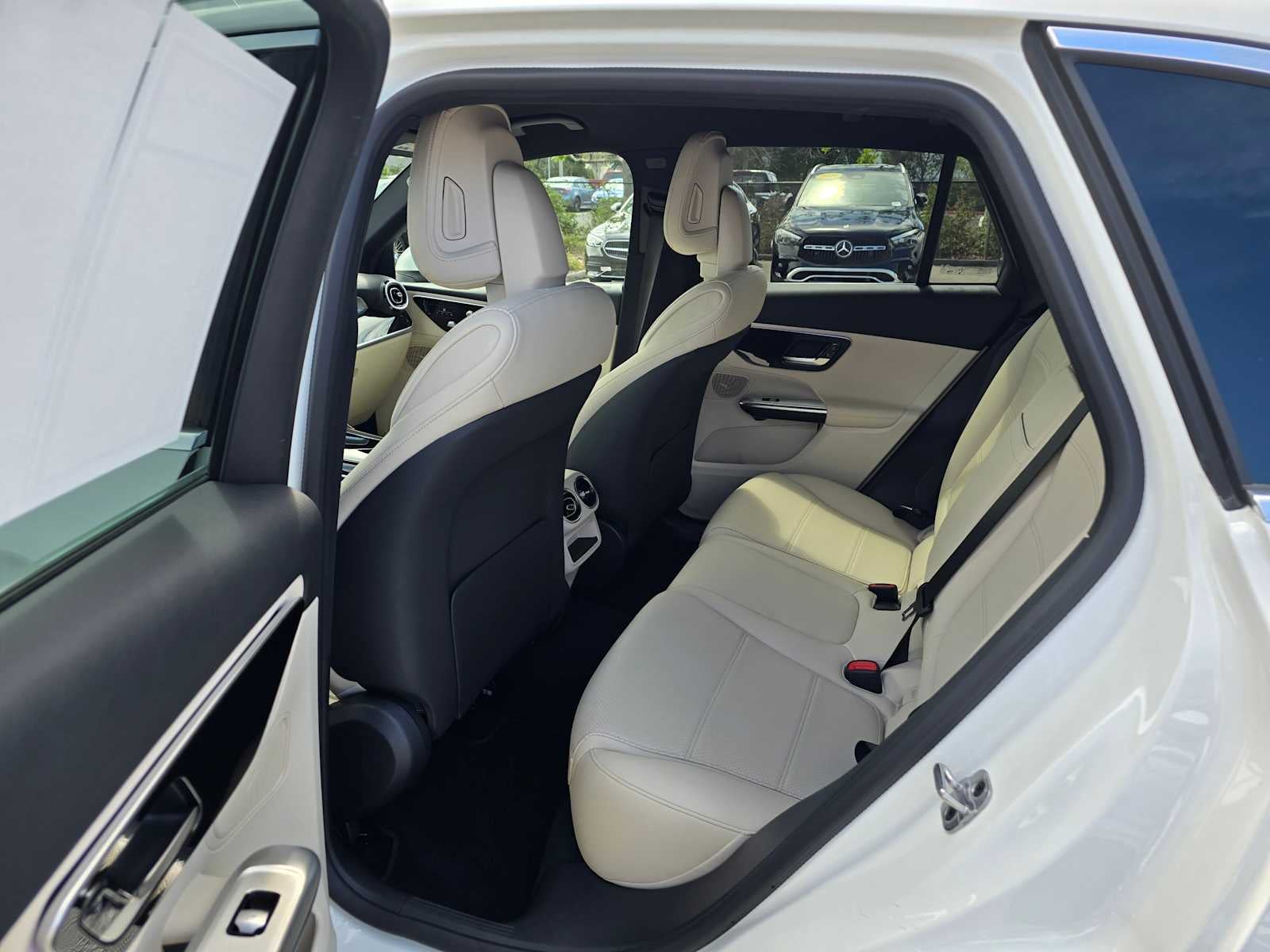 2026 Mercedes-Benz GLC 300 SUV