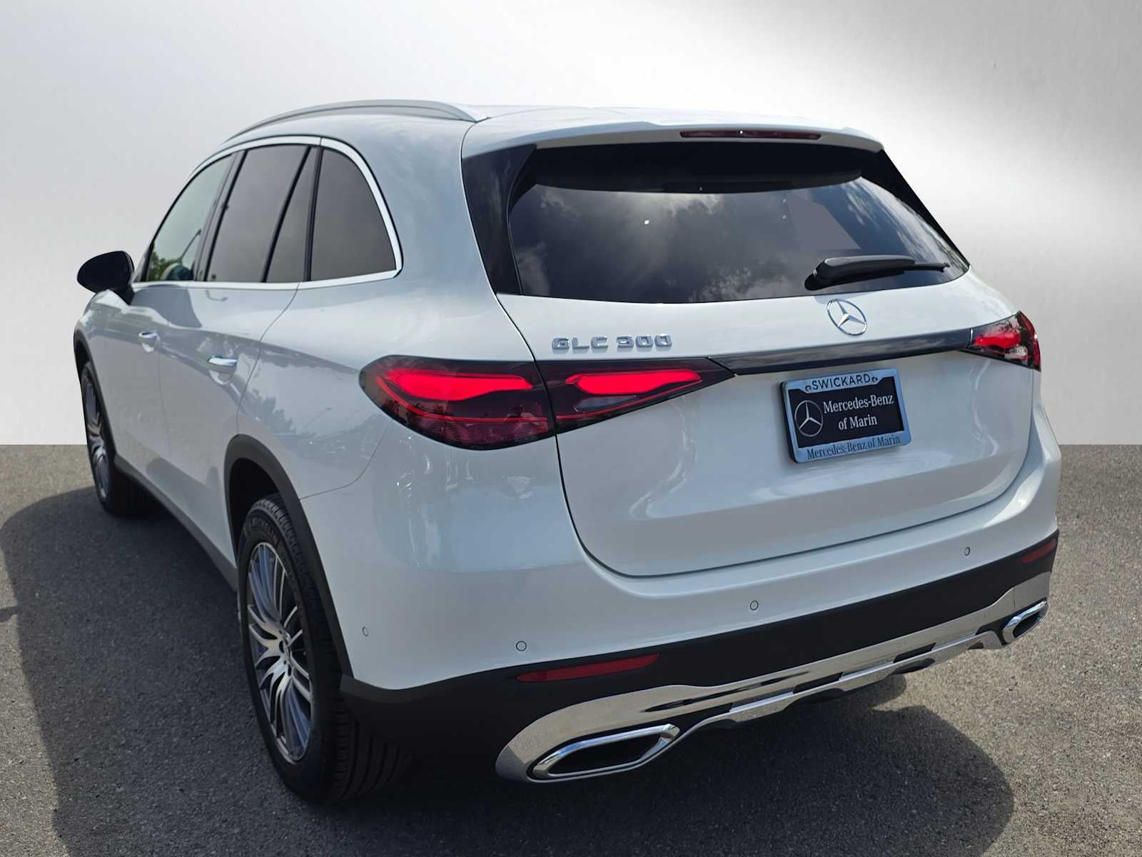 2026 Mercedes-Benz GLC 300 SUV