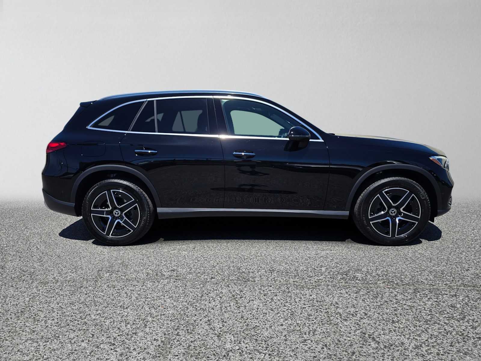 2026 Mercedes-Benz GLC 300 SUV