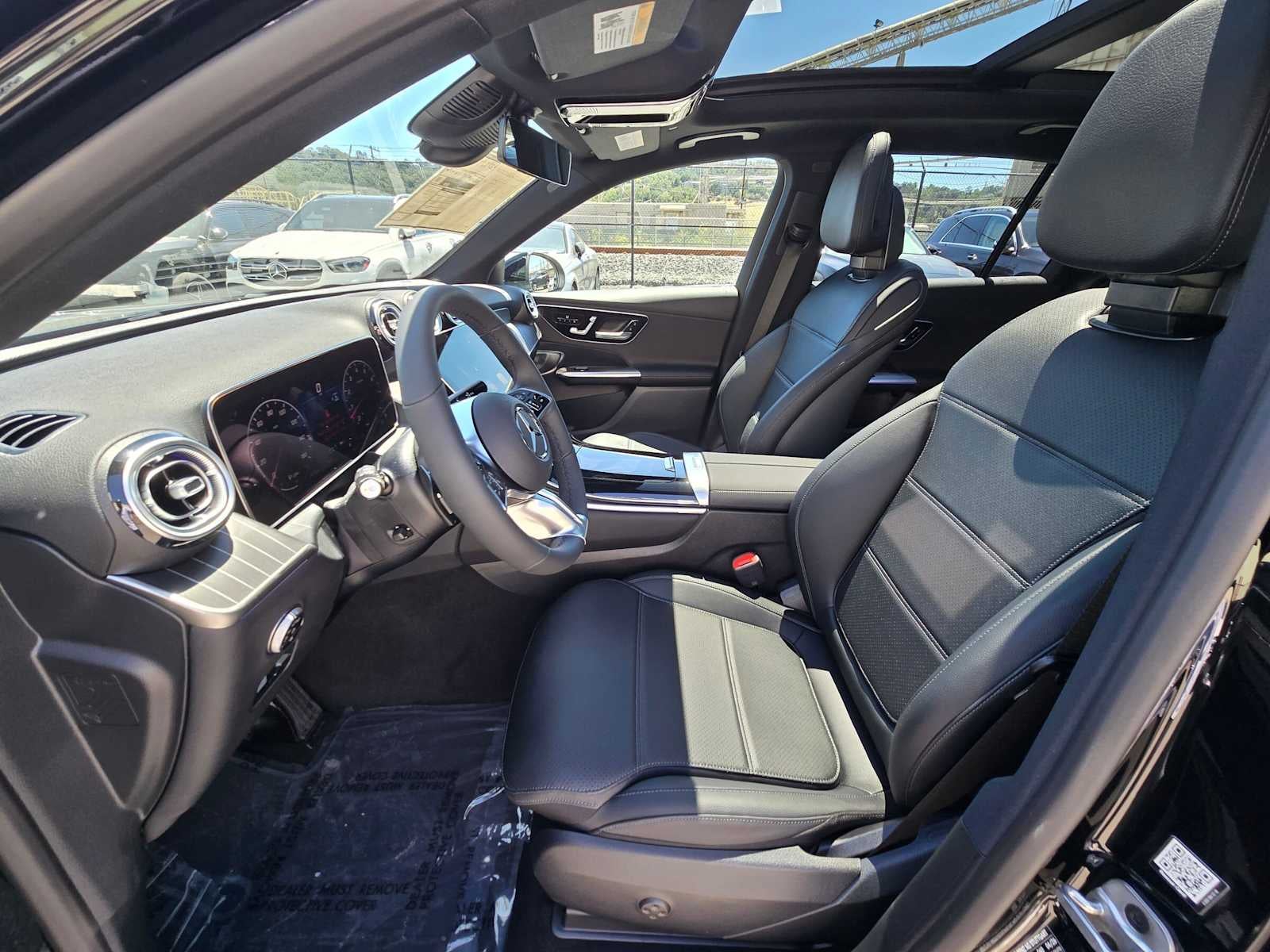 2026 Mercedes-Benz GLC 300 SUV
