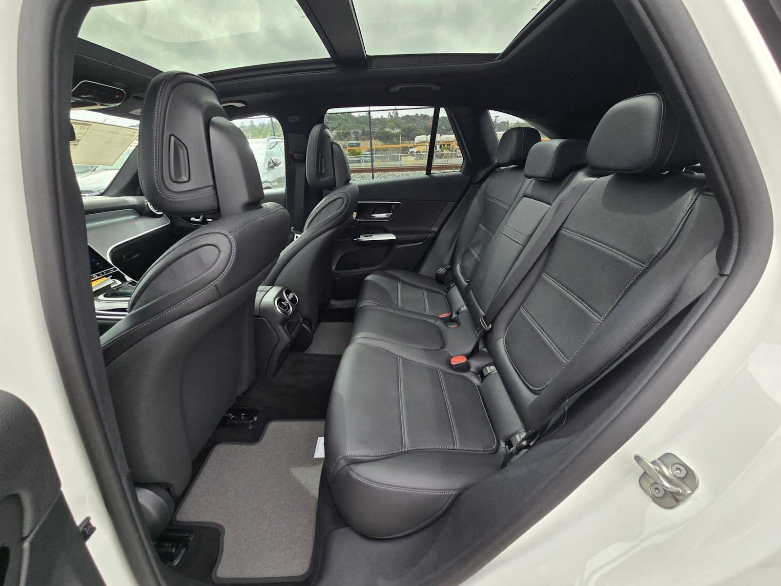 2027 Mercedes-Benz GLC 300 SUV
