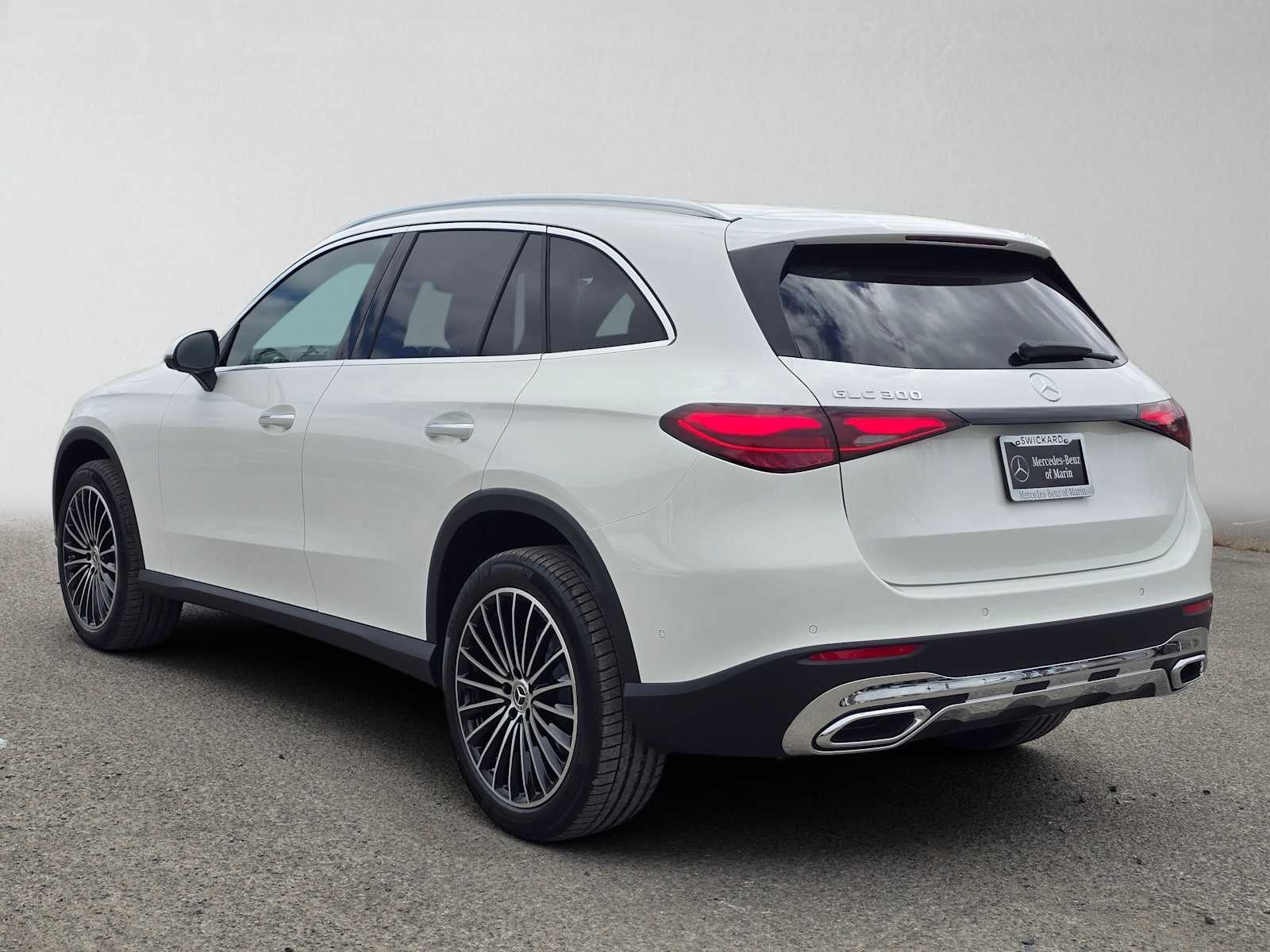 2027 Mercedes-Benz GLC 300 SUV