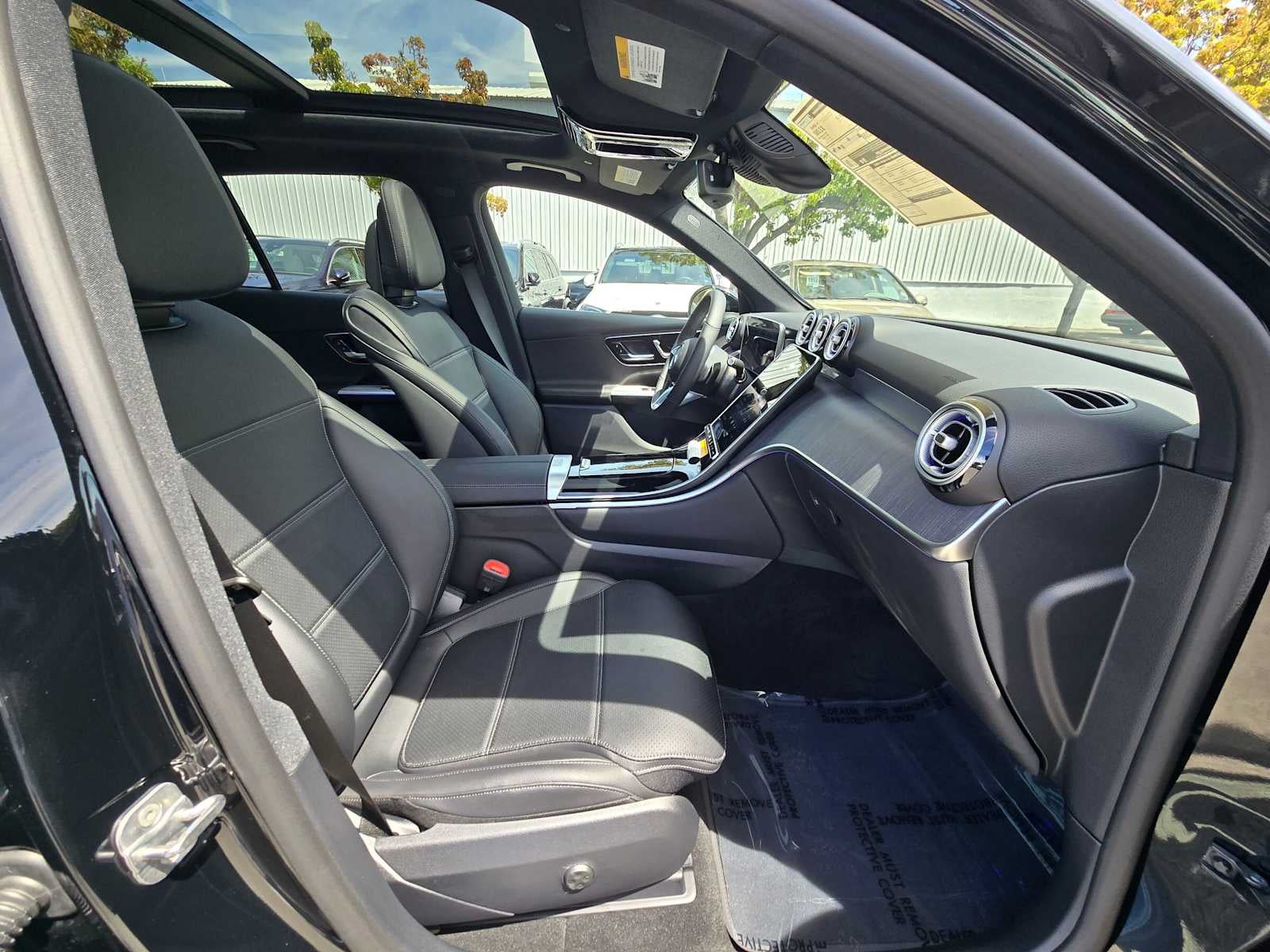 2027 Mercedes-Benz GLC 300 SUV