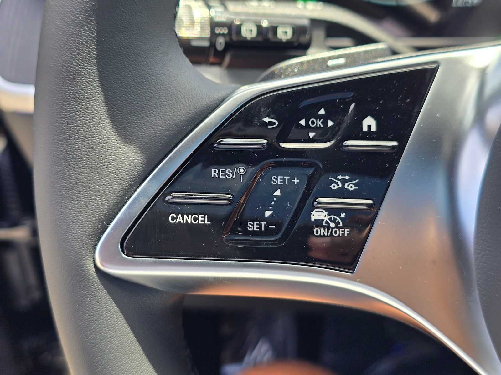 2027 Mercedes-Benz GLC 300 SUV