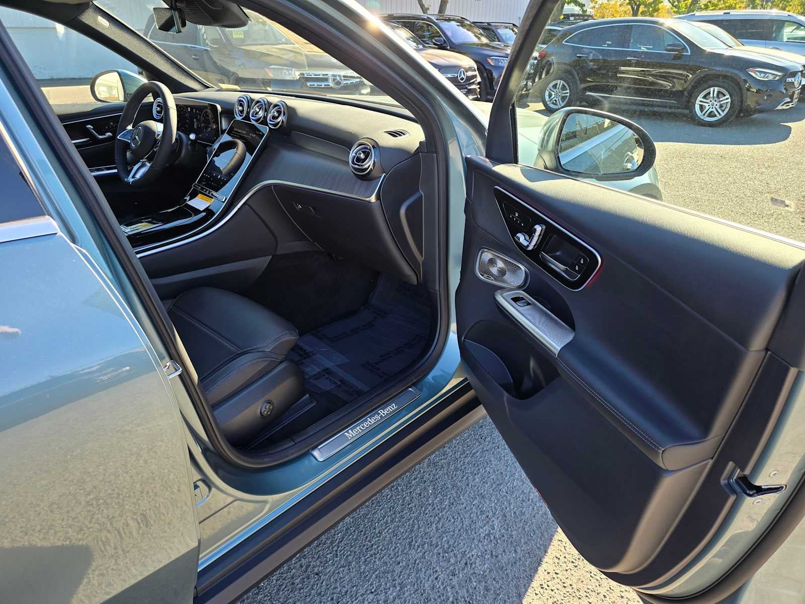 2026 Mercedes-Benz GLC 300 SUV