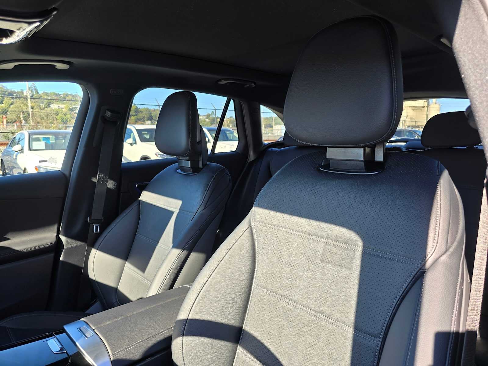 2026 Mercedes-Benz GLC 300 SUV