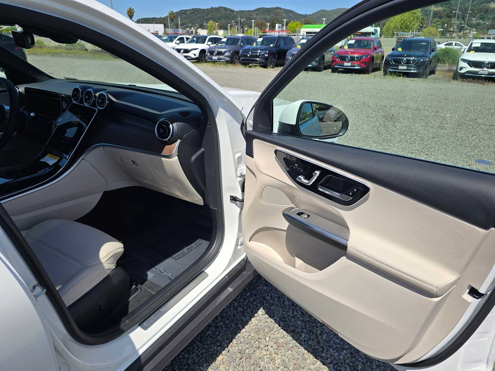 2026 Mercedes-Benz GLC 300 SUV