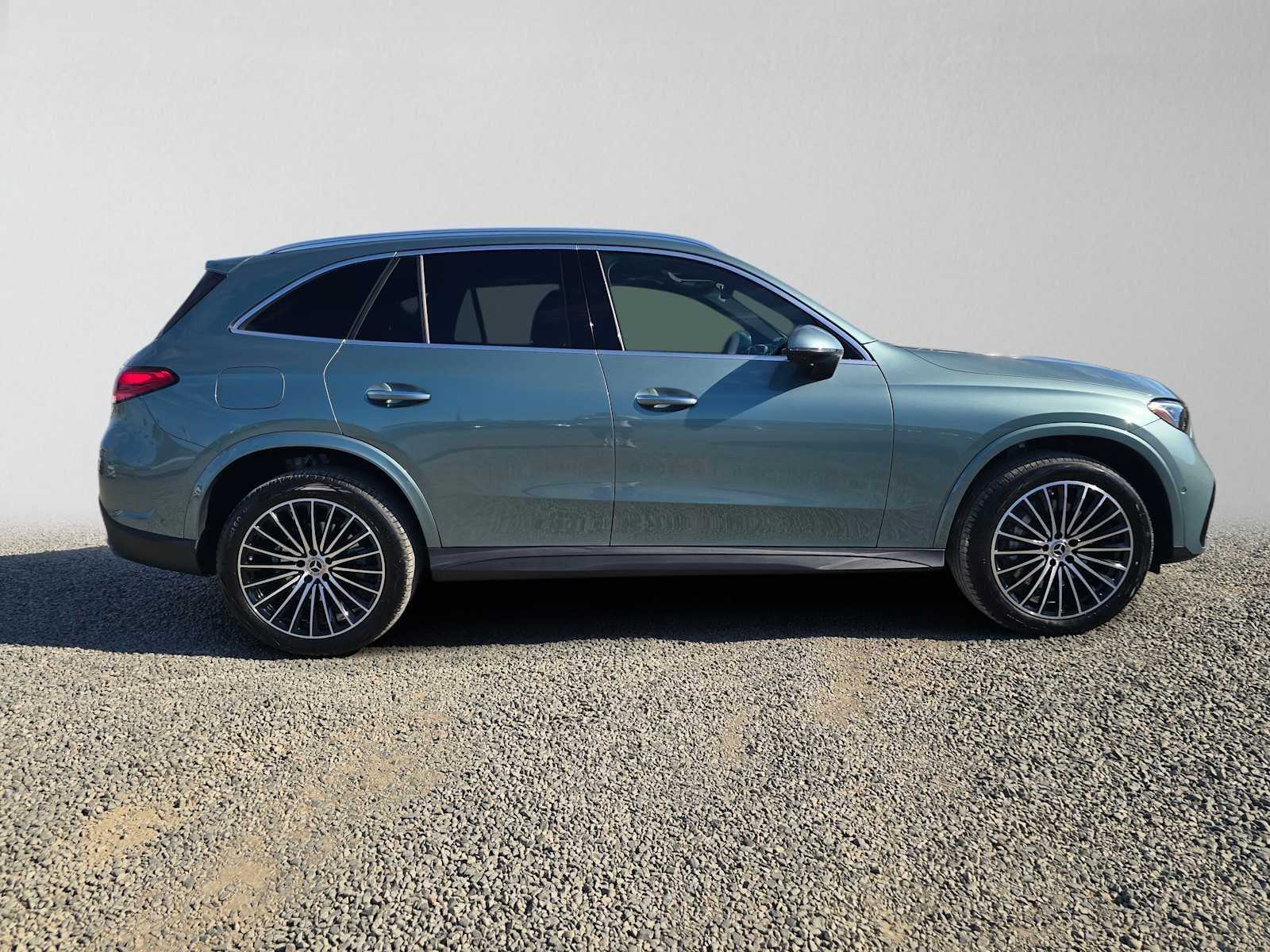 2027 Mercedes-Benz GLC 300 SUV