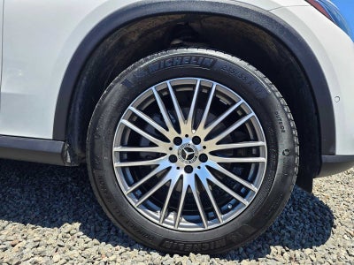 2025 Mercedes-Benz GLC 300 SUV