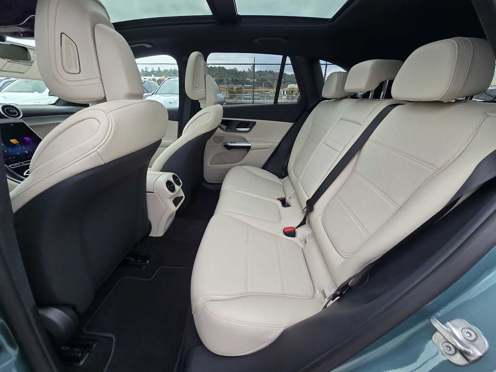 2027 Mercedes-Benz GLC 300 SUV