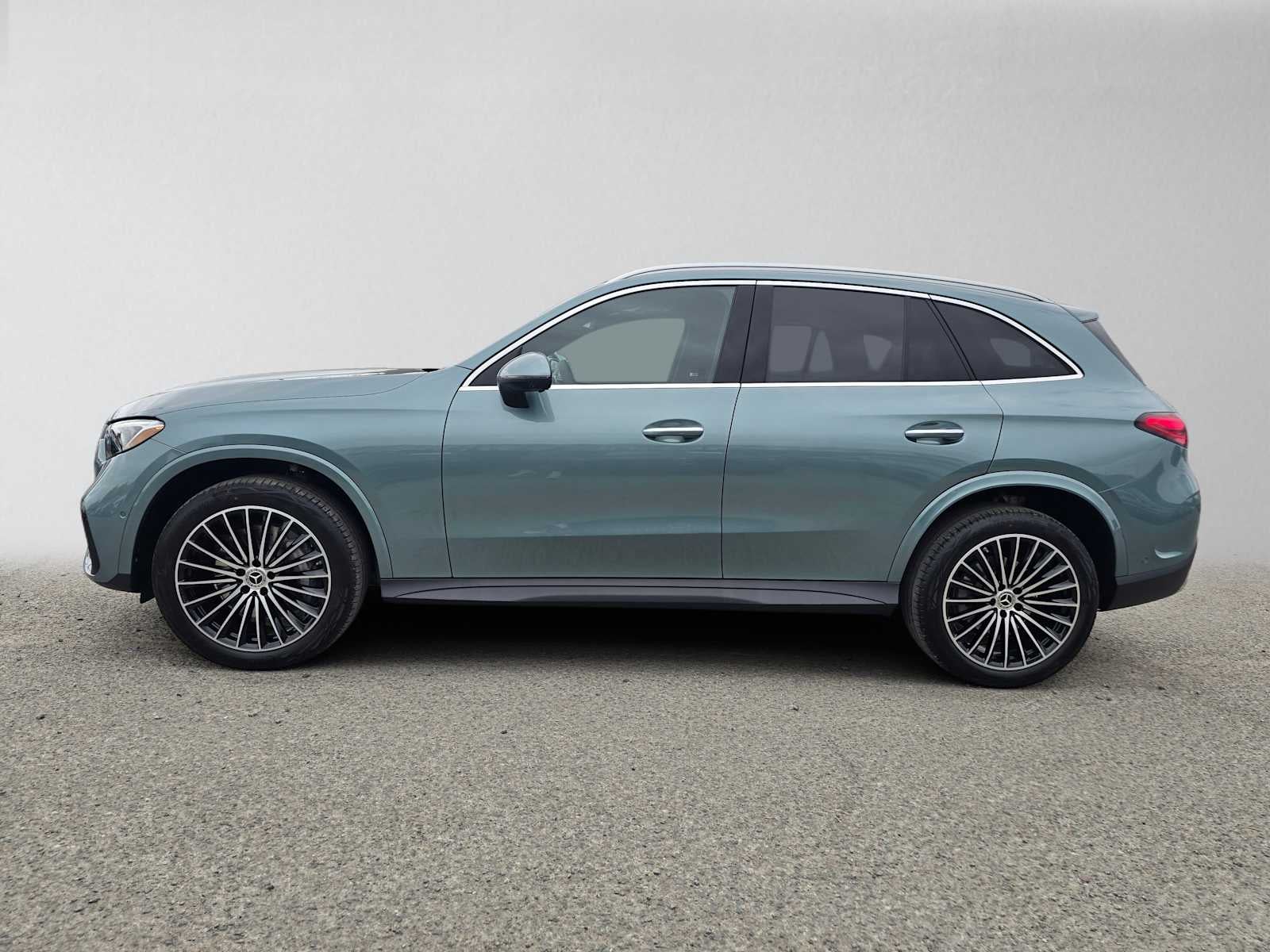2027 Mercedes-Benz GLC 300 SUV