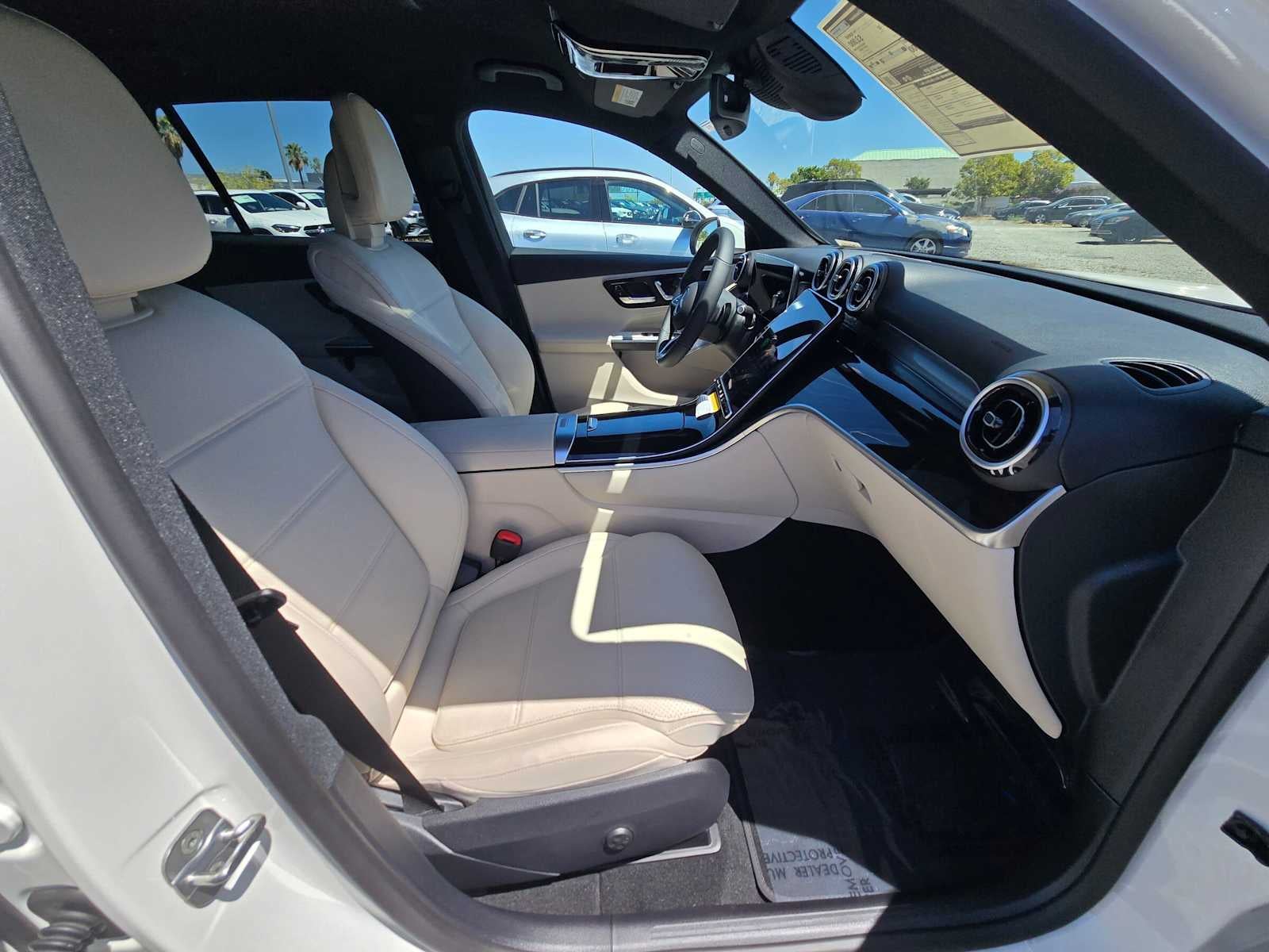 2026 Mercedes-Benz GLC 300 SUV