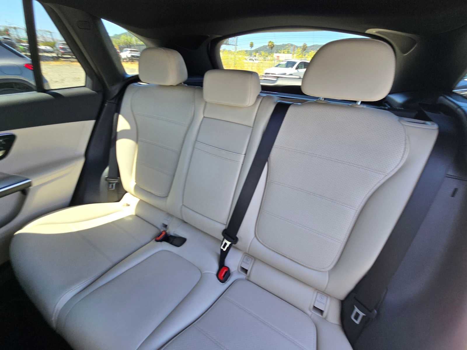2026 Mercedes-Benz GLC 300 SUV