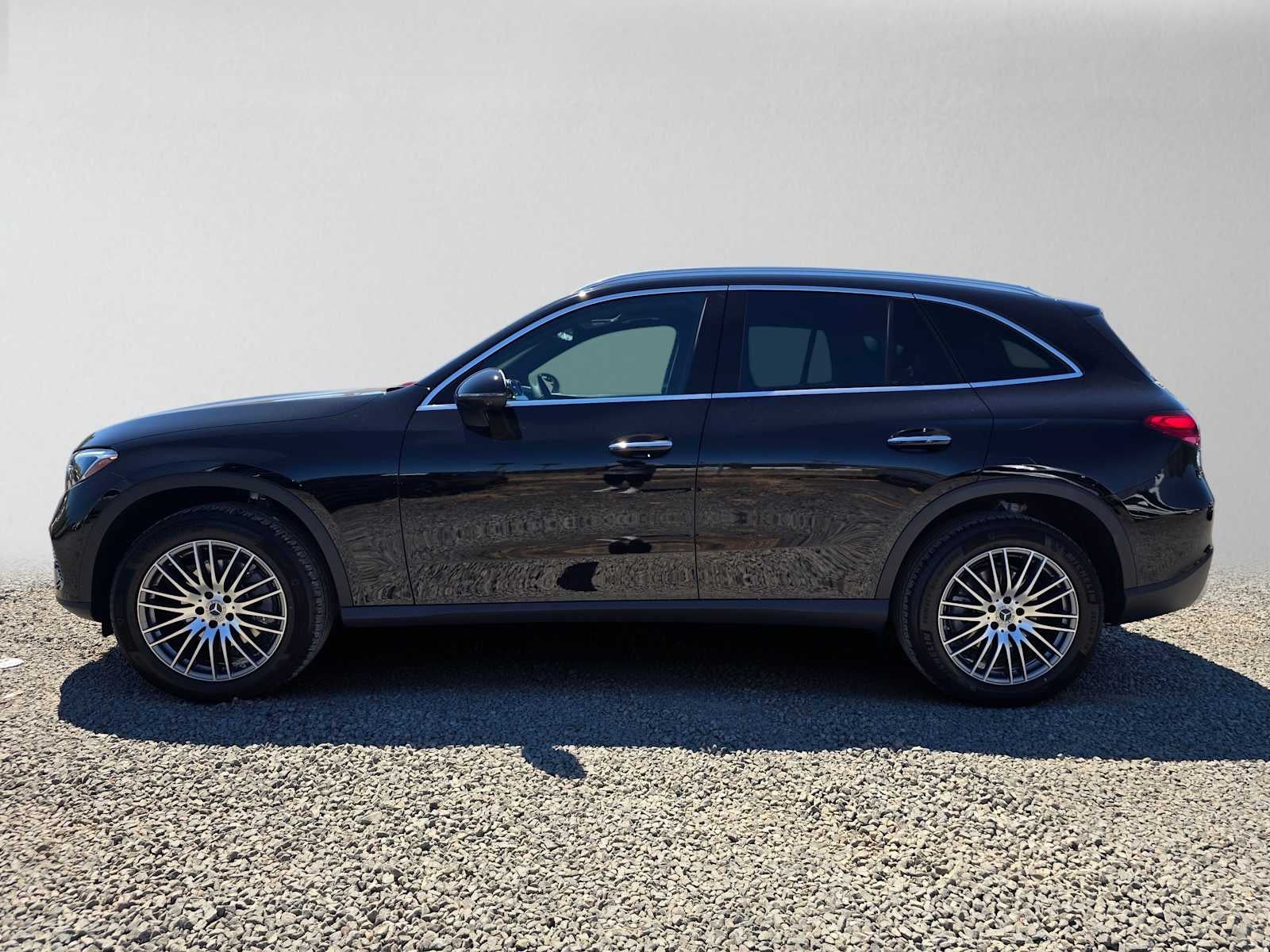 2027 Mercedes-Benz GLC 300 SUV