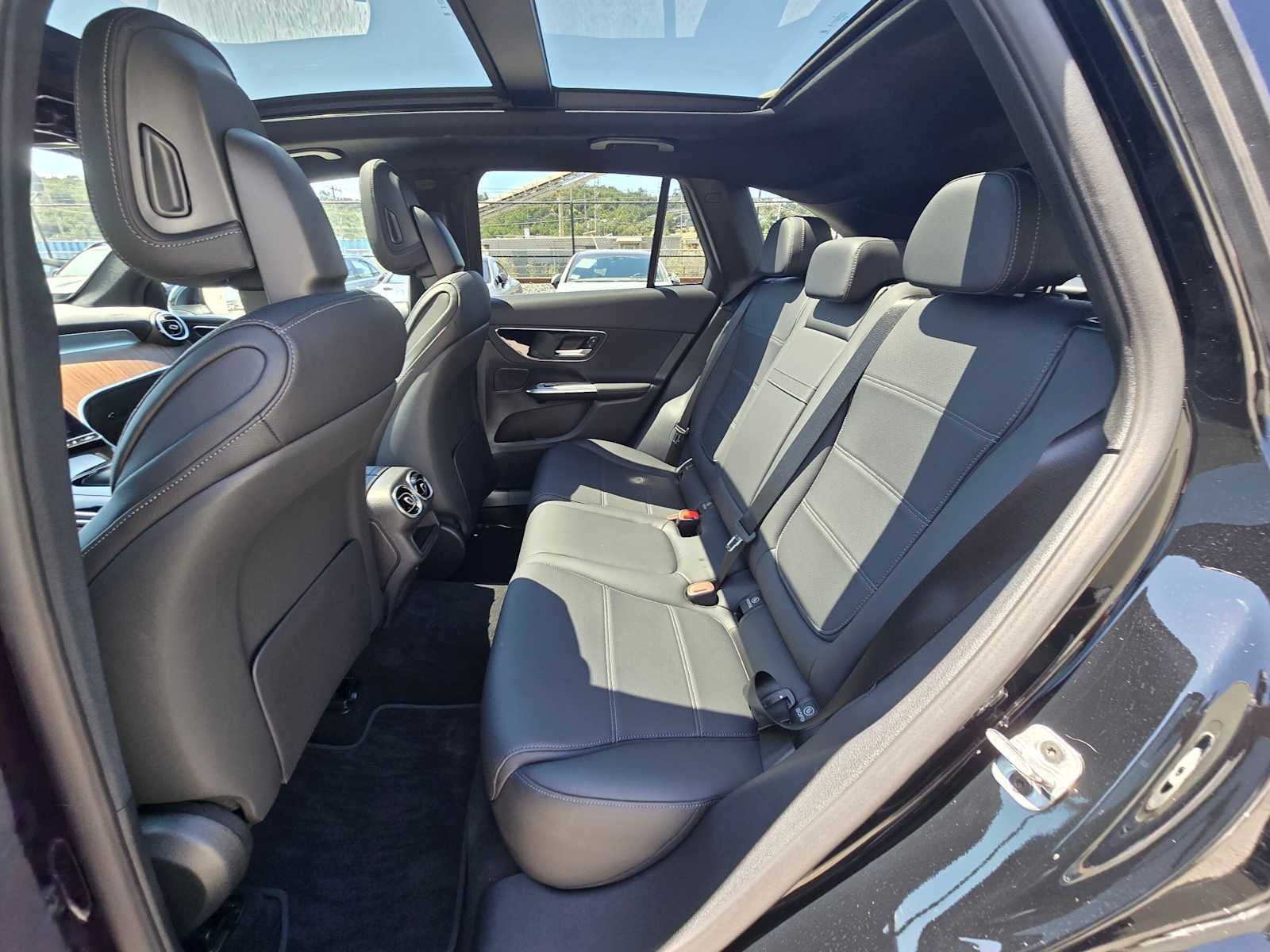 2026 Mercedes-Benz GLC 300 4MATIC® SUV