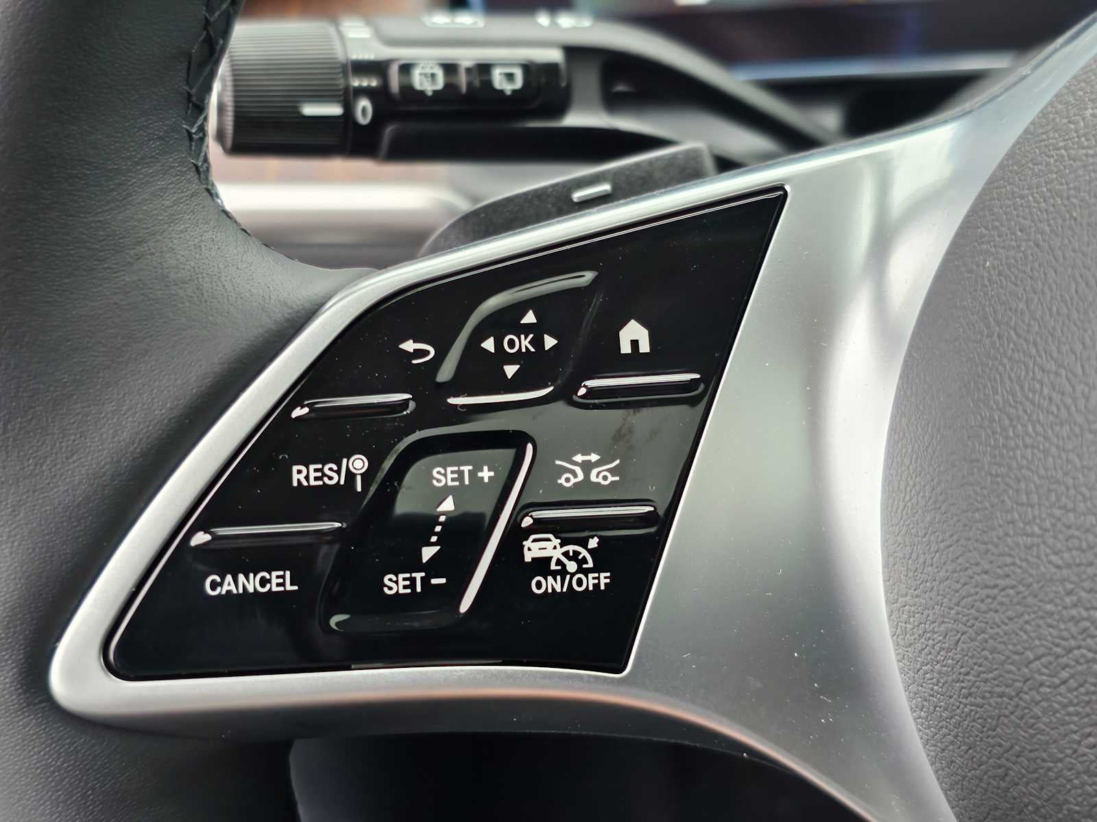 2023 Mercedes-Benz GLC GLC 300