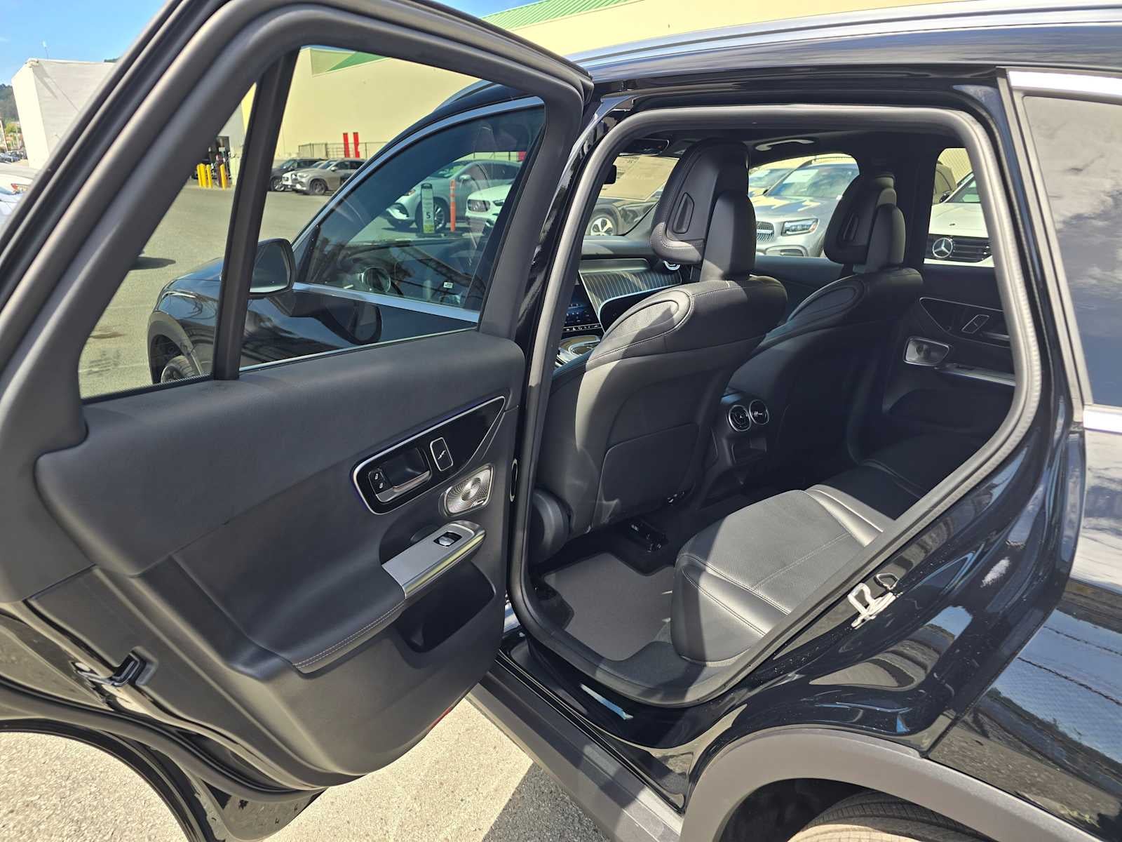 2026 Mercedes-Benz GLC 300 4MATIC® SUV