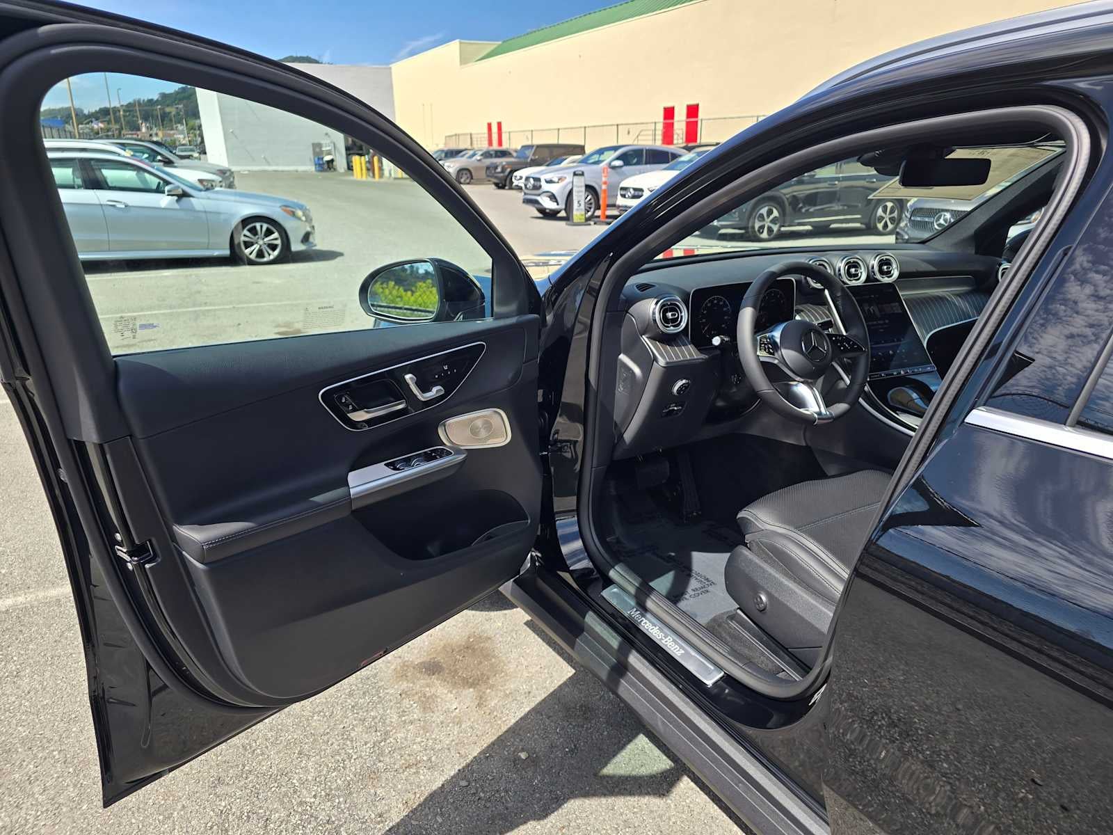 2026 Mercedes-Benz GLC 300 4MATIC® SUV