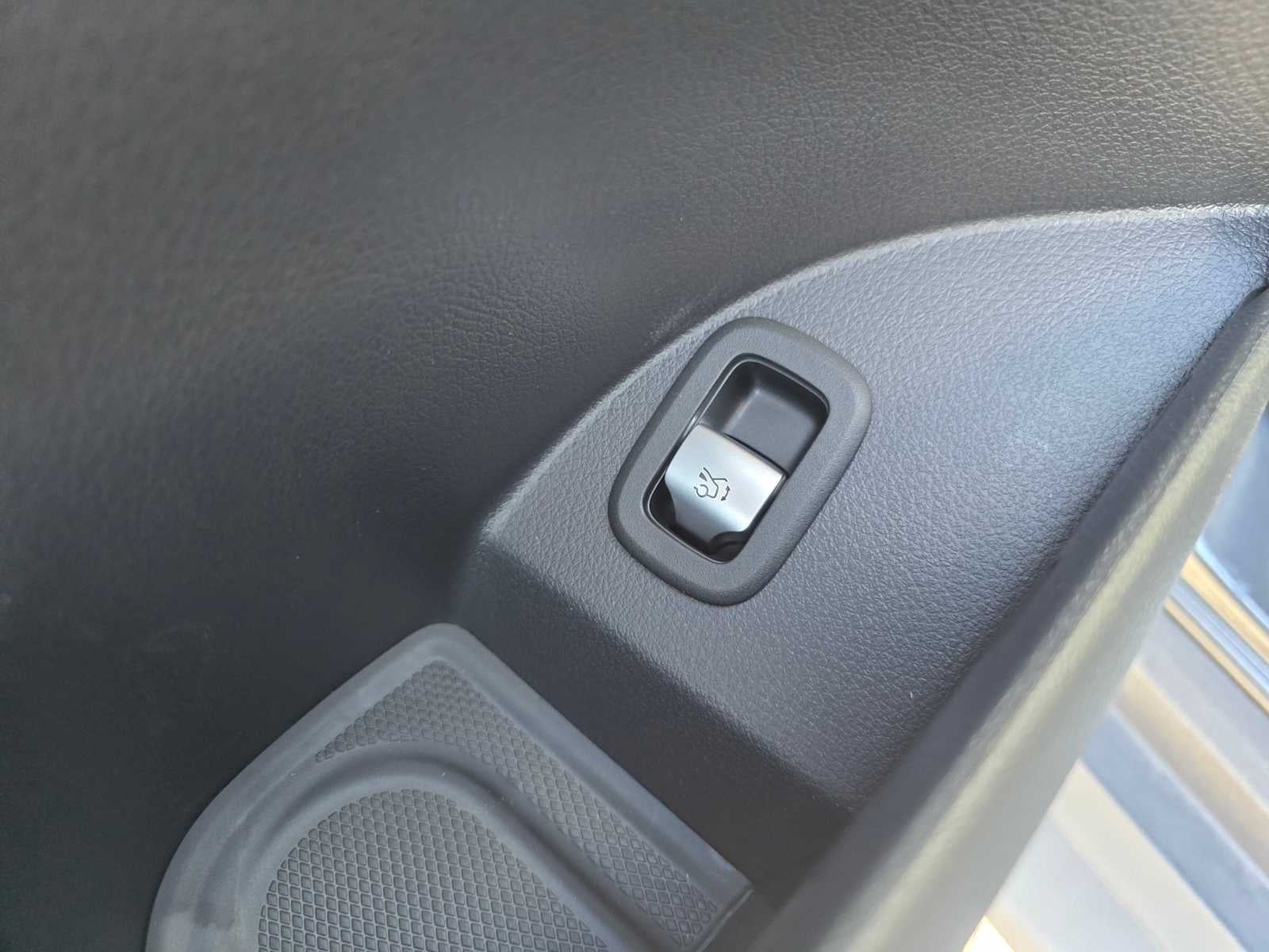 2024 Mercedes-Benz GLC GLC 300